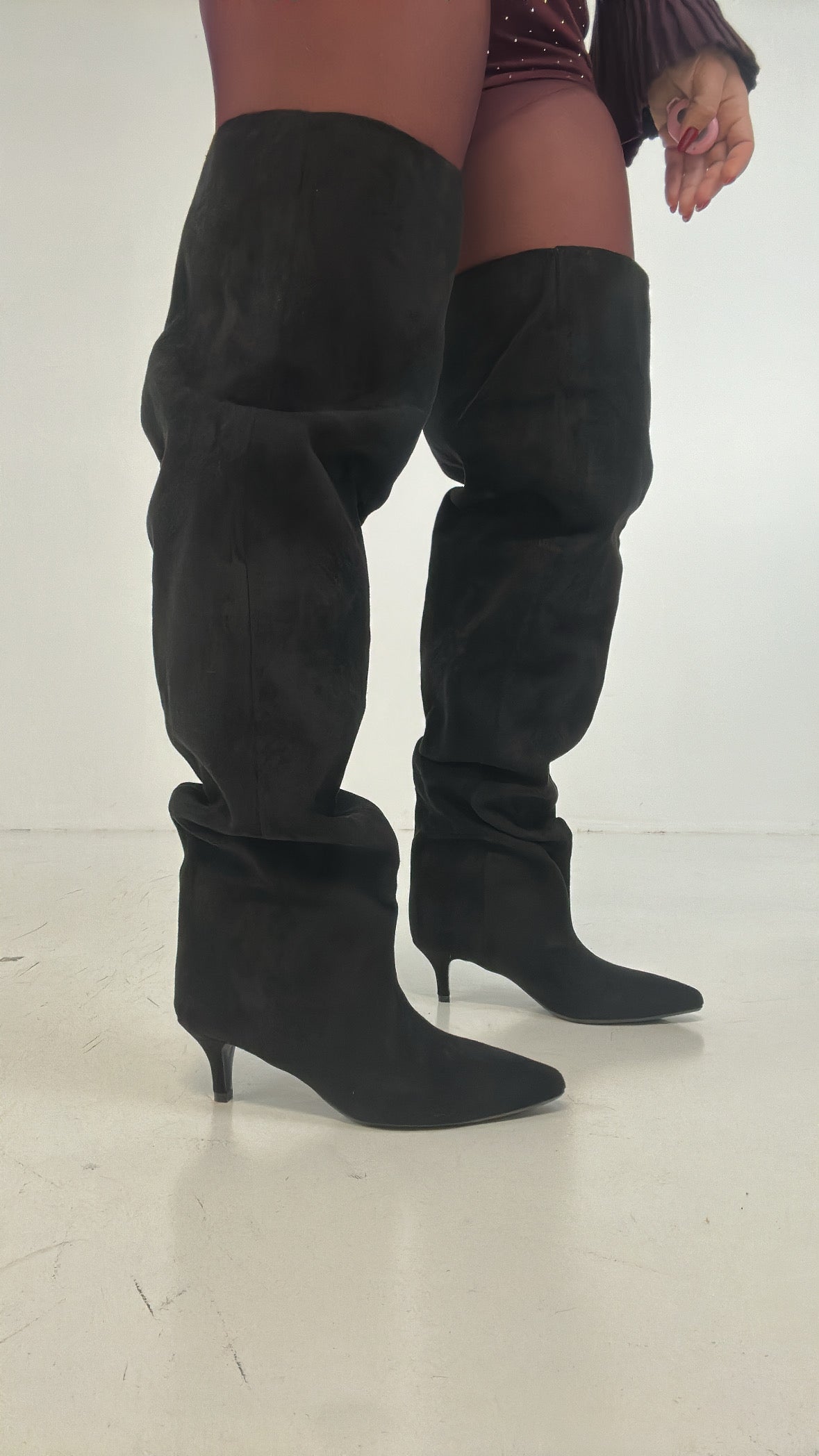 Stivale ALTO E LARGO IN CAMOSCIO - NERO