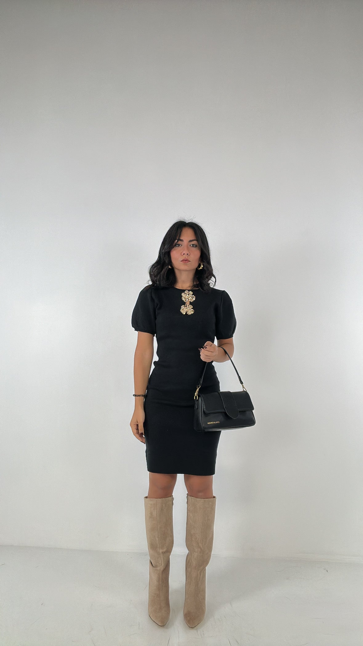 Abito in maglia DETT. ORO - NERO