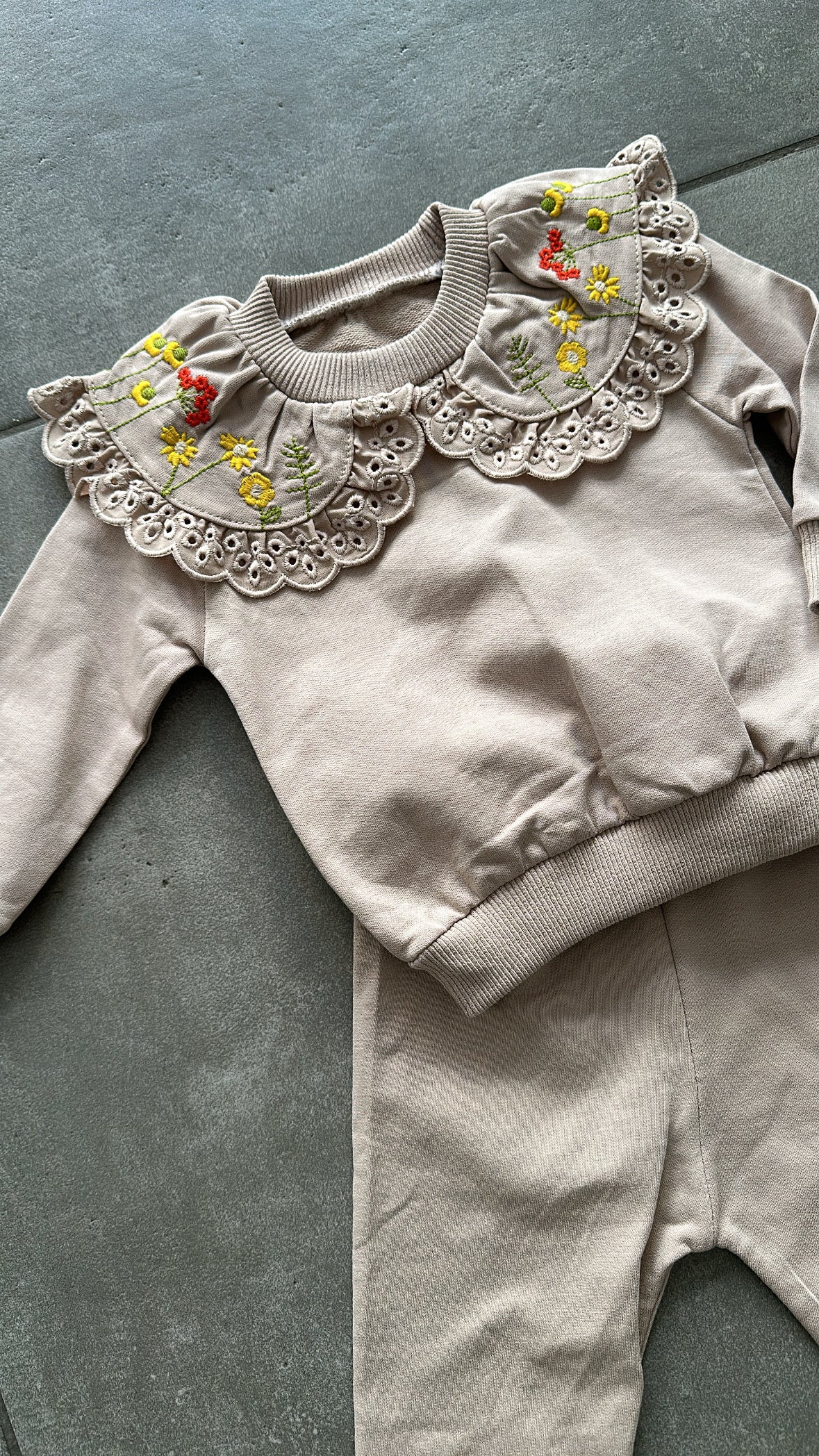 Tutina COLLO FIORELLINI - BEIGE