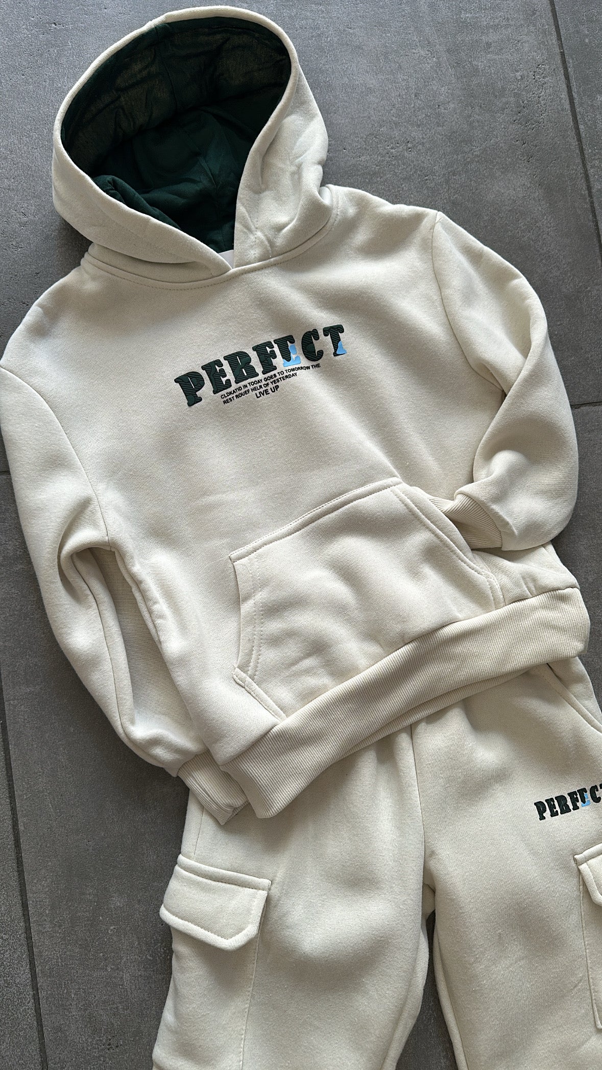 Tuta PERFECT 4-12A - PANNA
