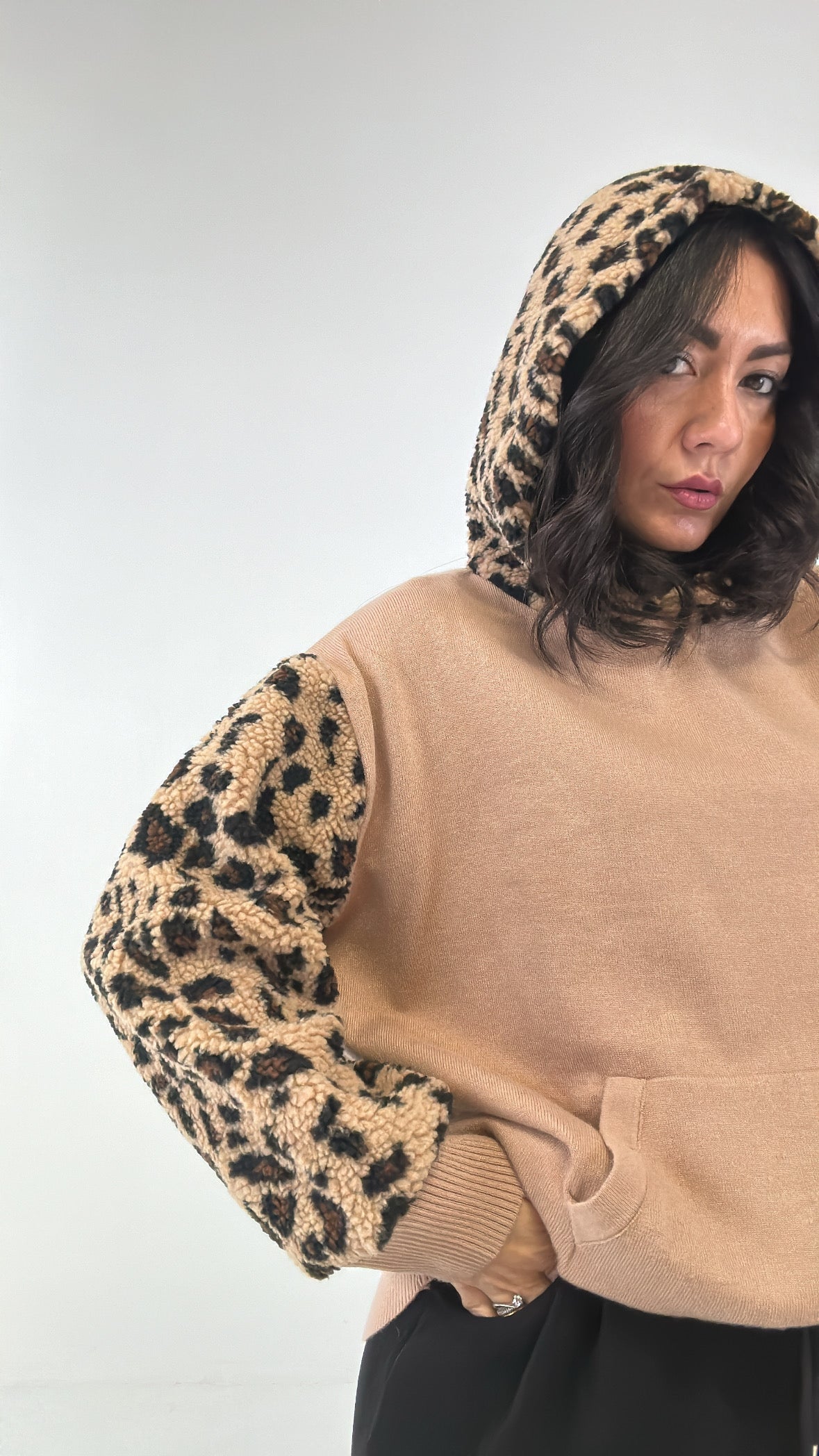 Pull CAPPUCCIO MACULATO TEDDY - CAMMELLO