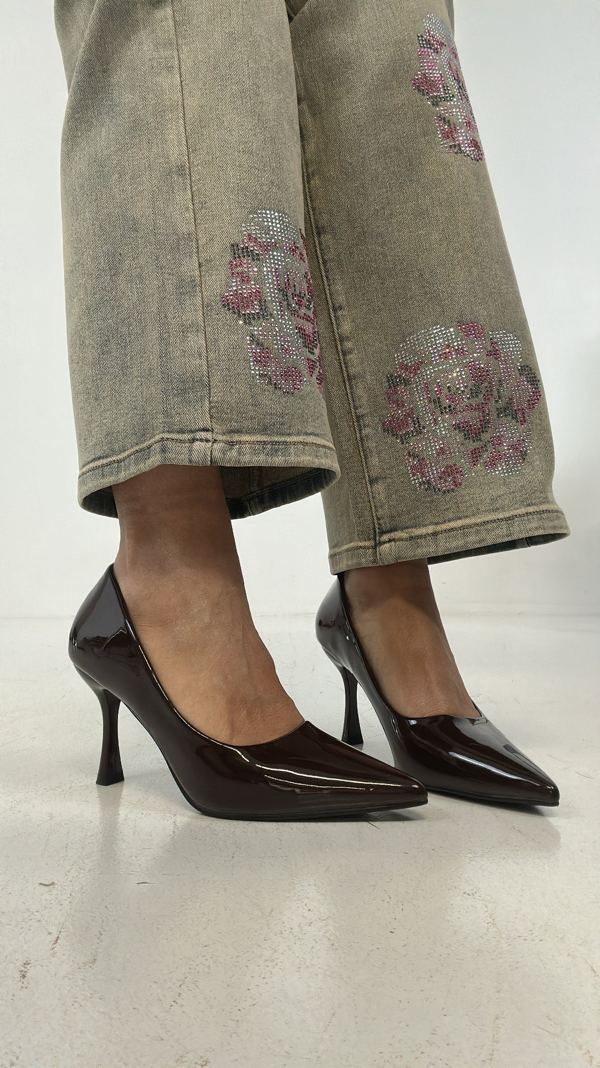 Decollete' TACCHETTO IN VERNICE - MARRONE