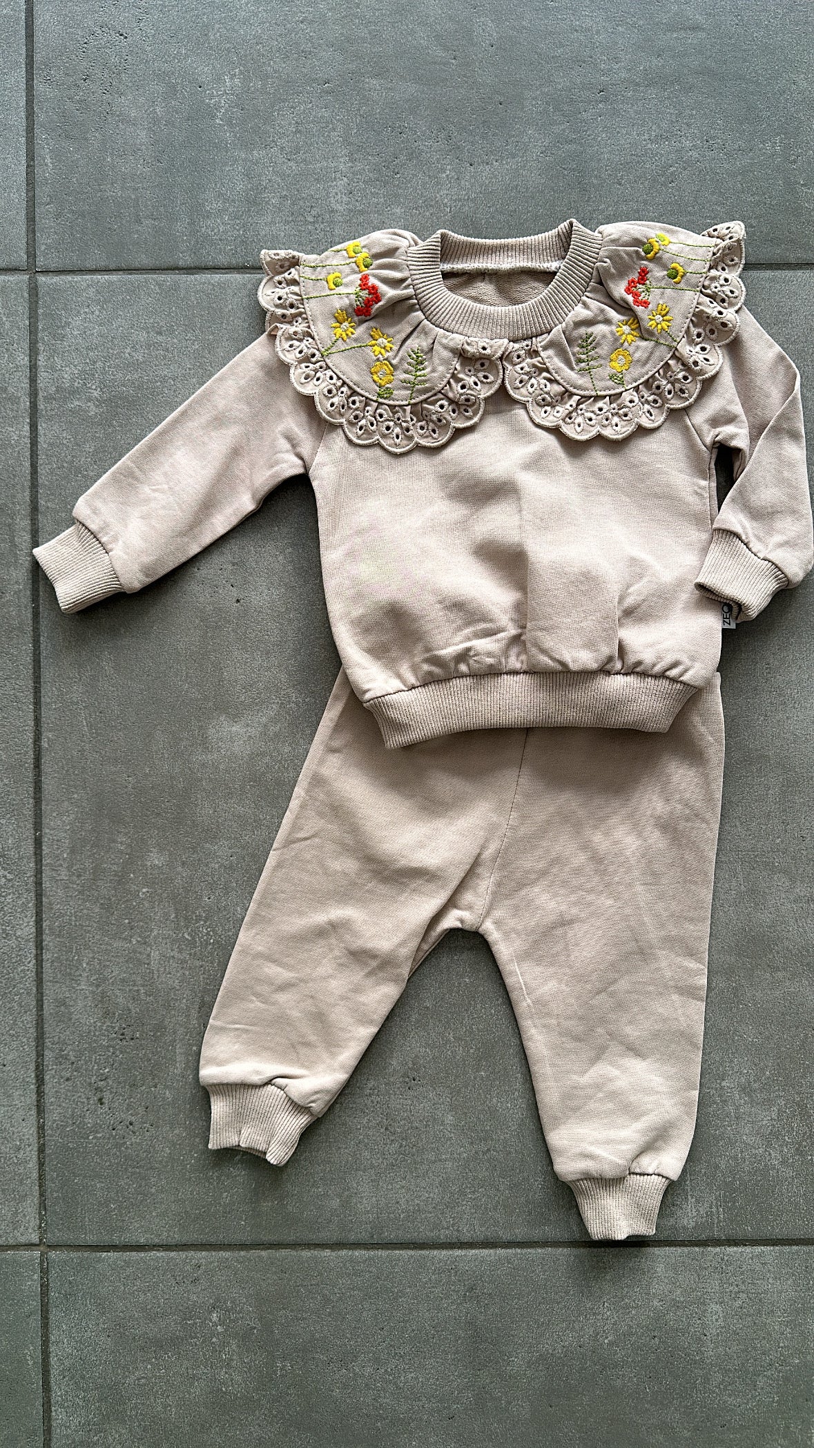 Tutina COLLO FIORELLINI - BEIGE
