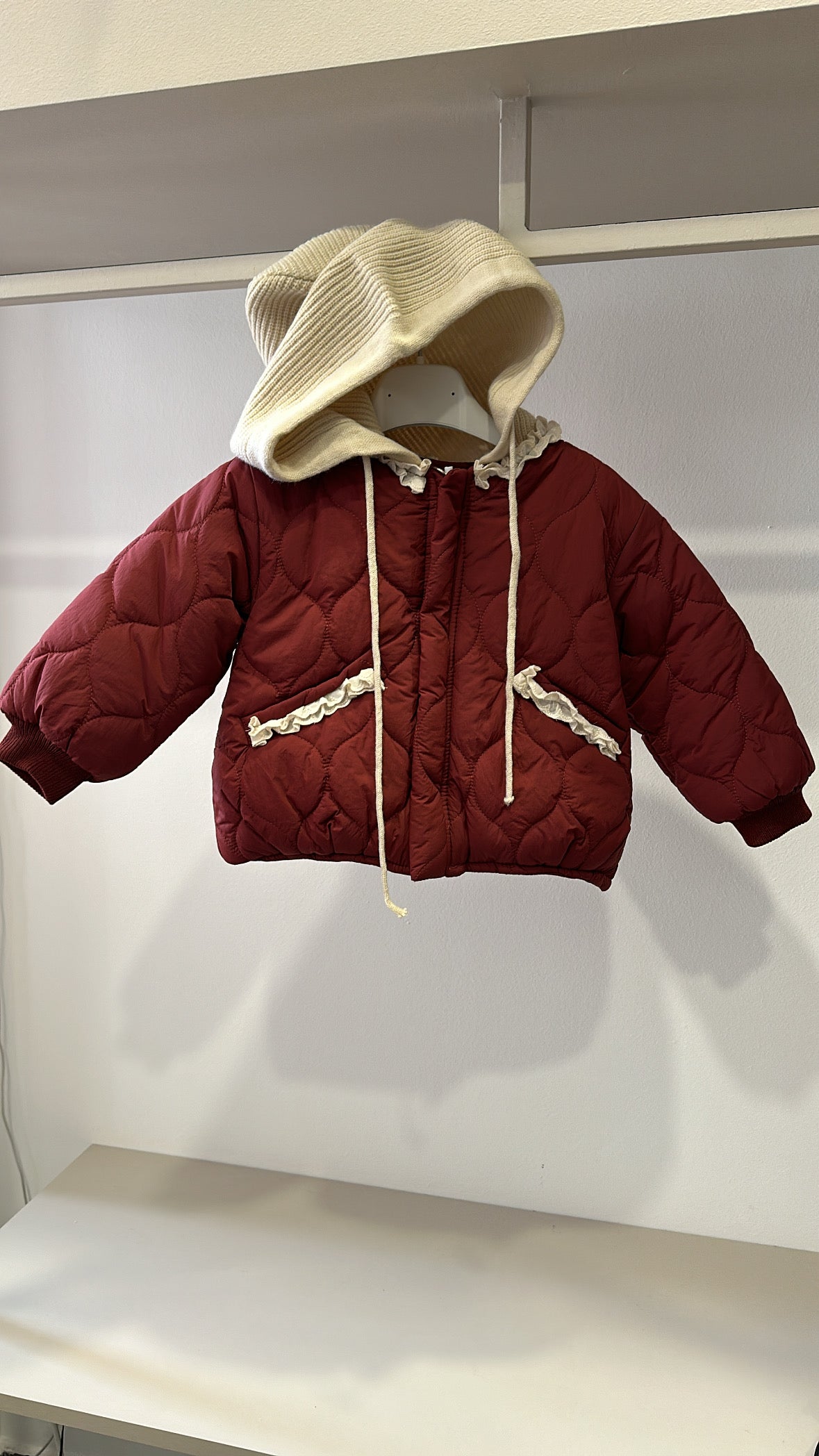 Giubbotto CON CAPPUCCIO IN MAGLIA - BORDEAUX