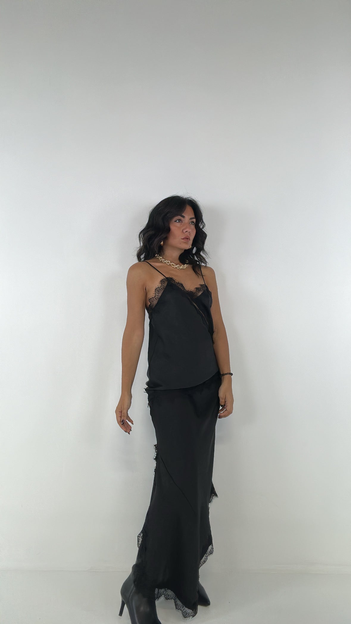 Gonna SATIN PIZZO TRASVERSALE - NERO