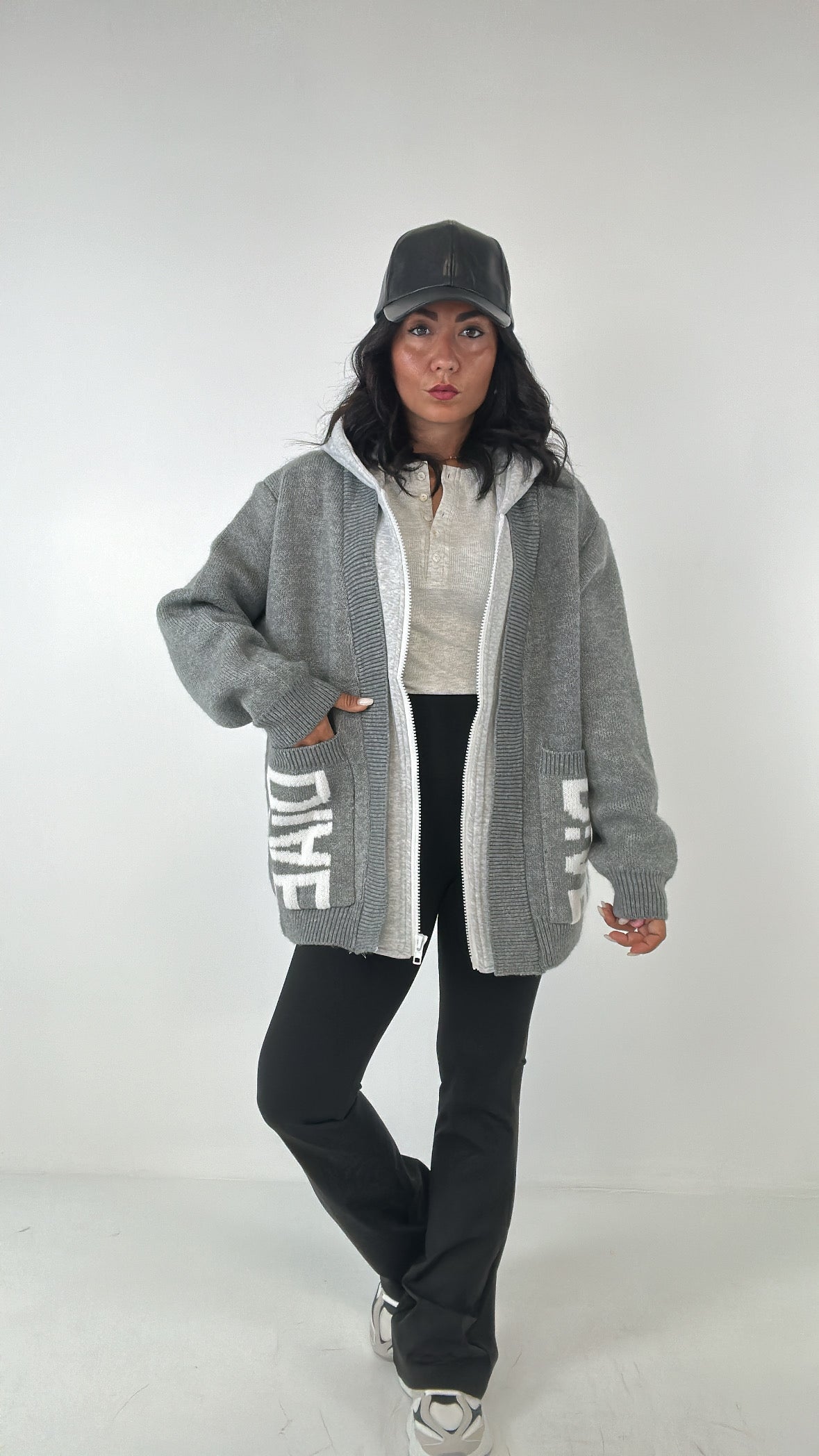 Cardigan CON CAPPUCCIO DIAE - GRIGIO