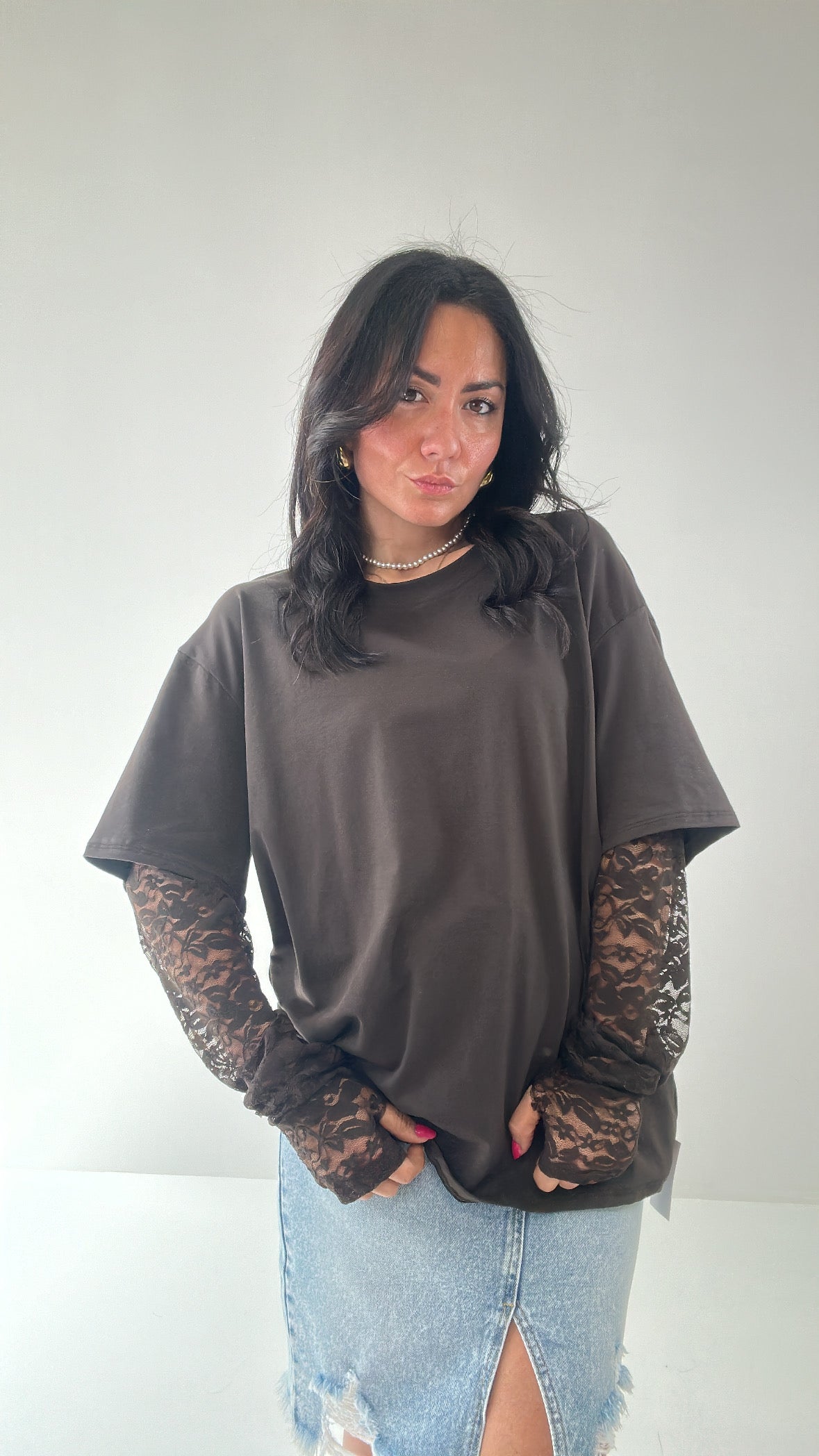 Maglia MANICHE IN PIZZO - MARRONE