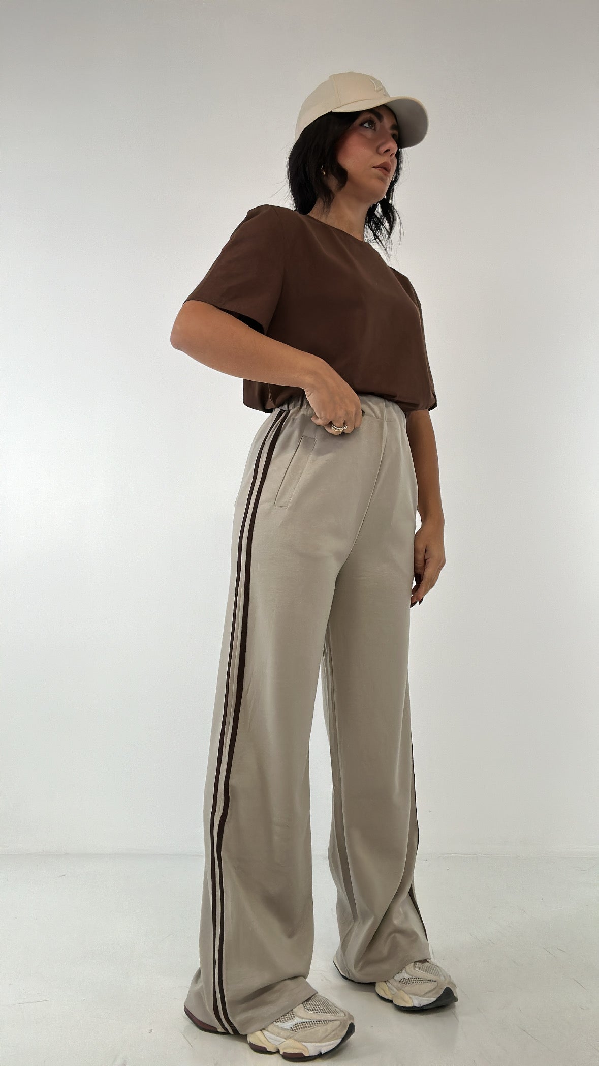Pantalone TUTA CON RIGA VELLUTO - BEIGE