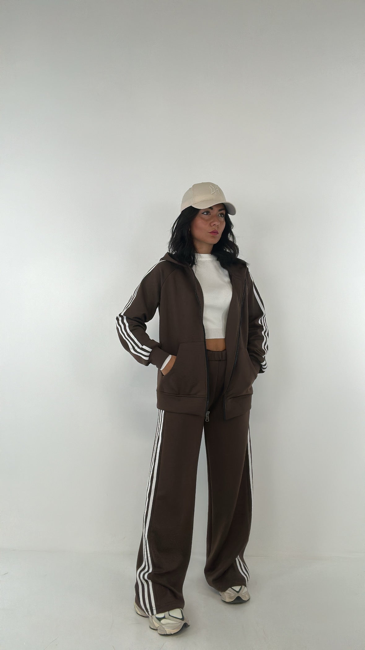 Tuta CON STRISCE - MARRONE