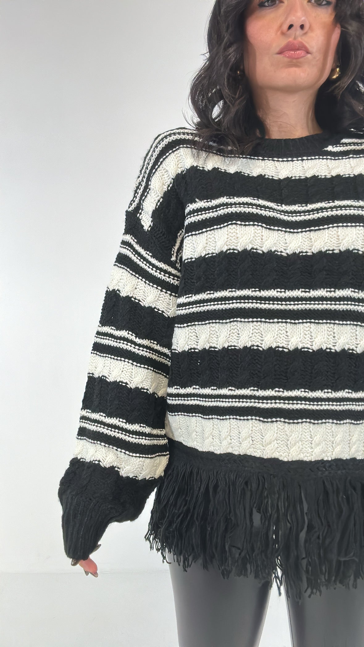 Pull RIGHE E FRANGE - NERO