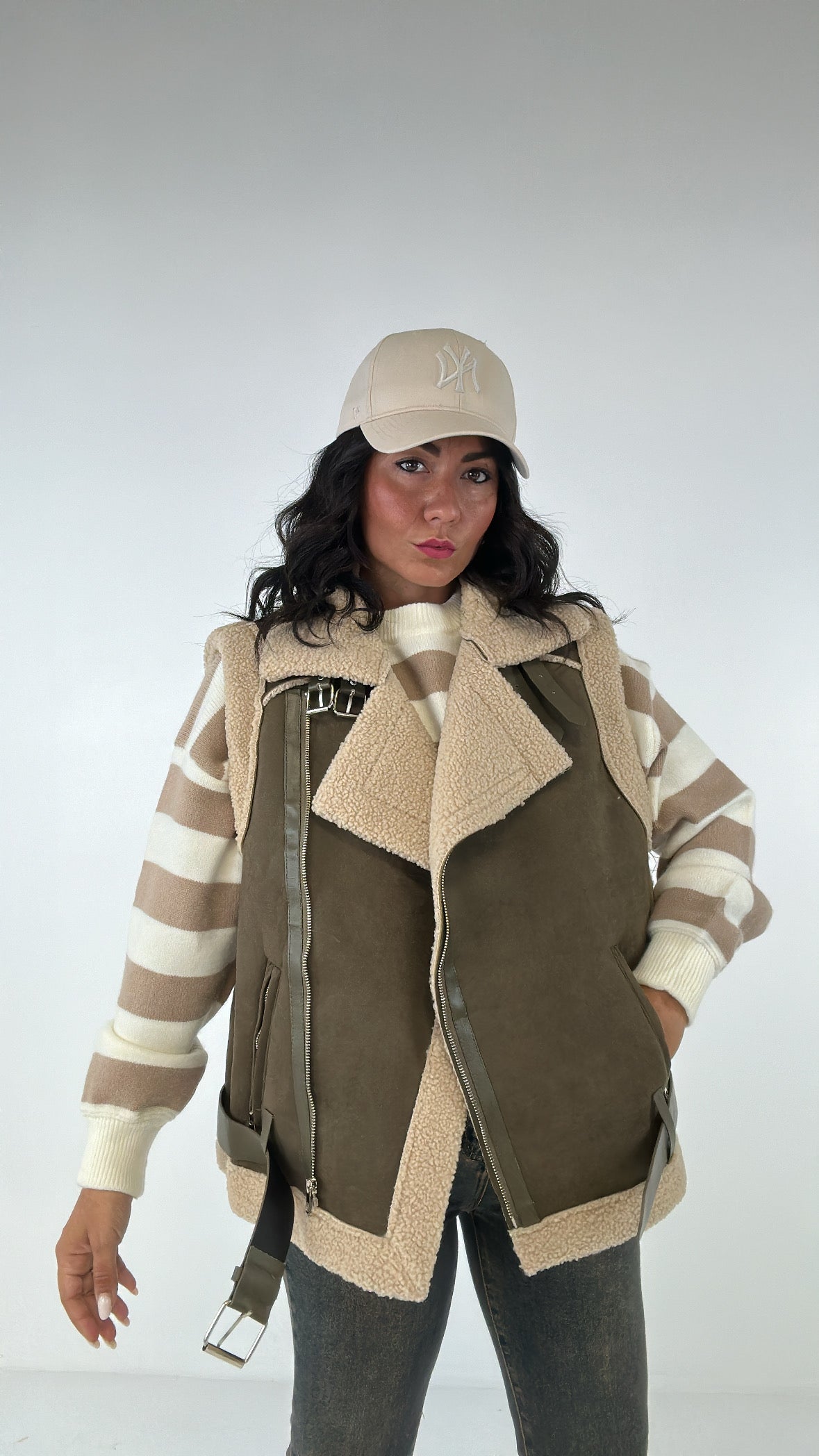 Ecomontone SMANICATO CON CINTURA - VERDE MILITARE