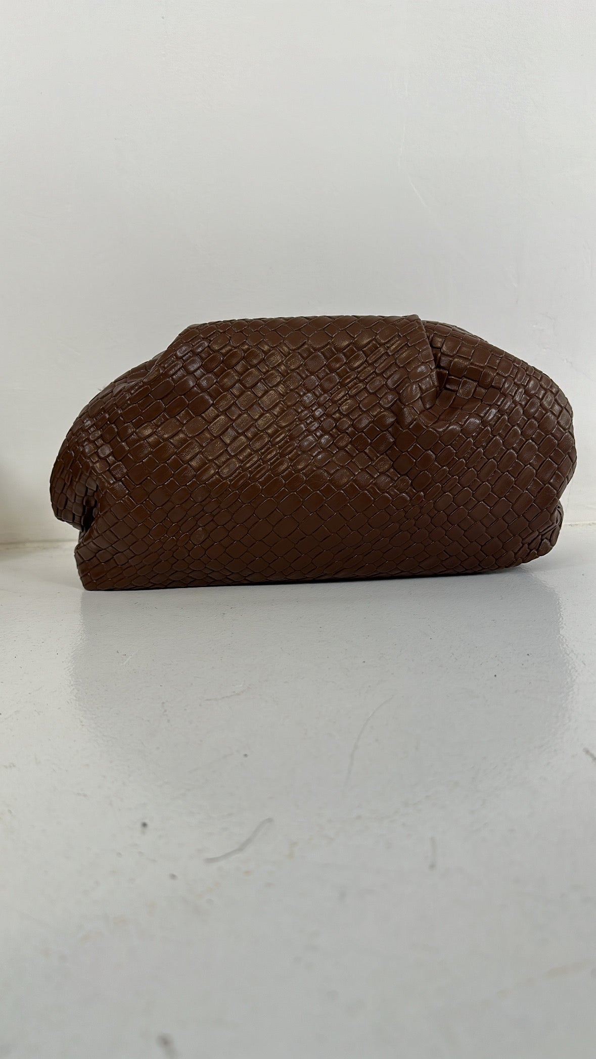 Clutch ECOPELLE INTRECCIATA - MARRONE