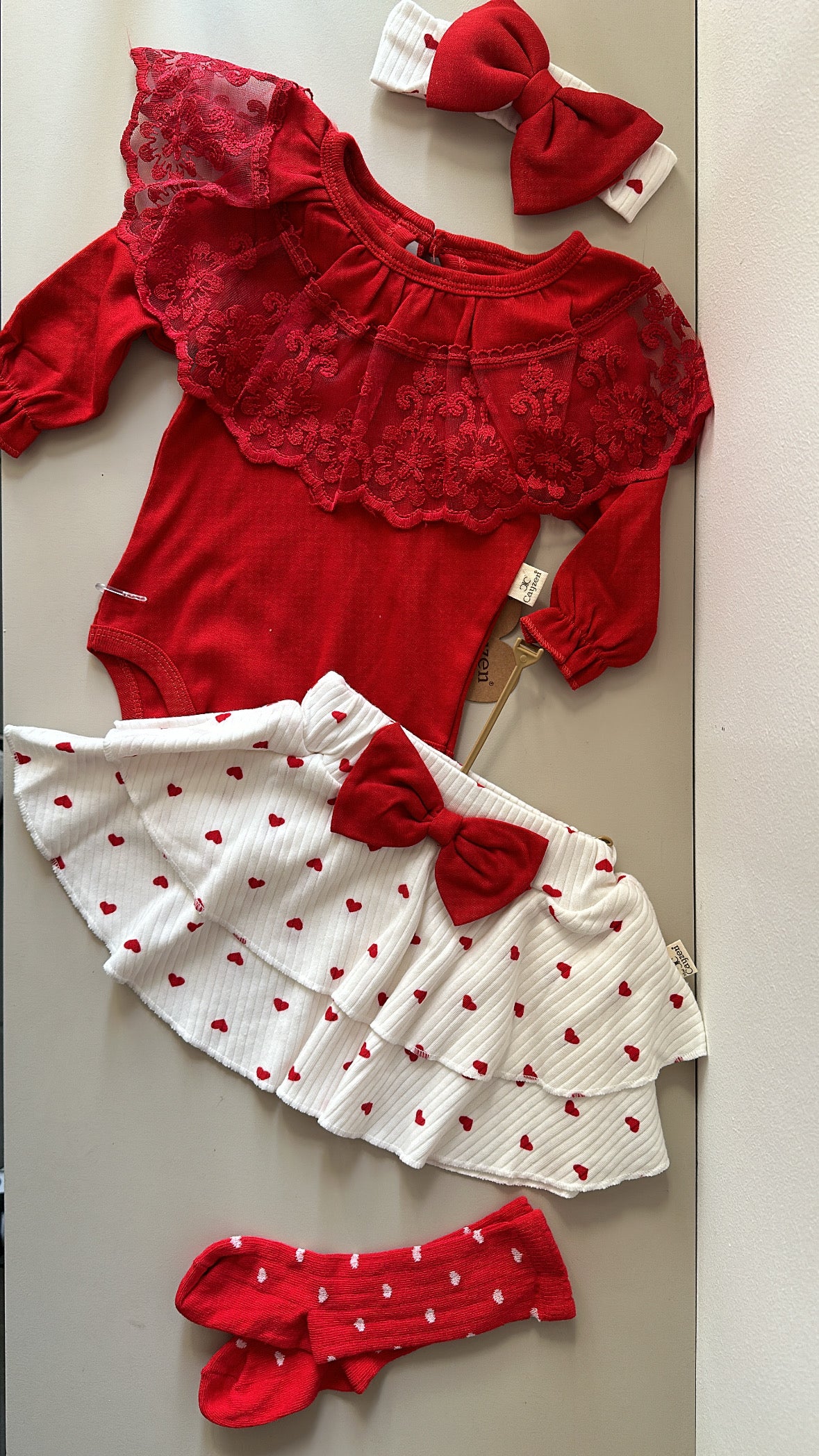 Pagliaccetto VALENTI 3-12M - ROSSO