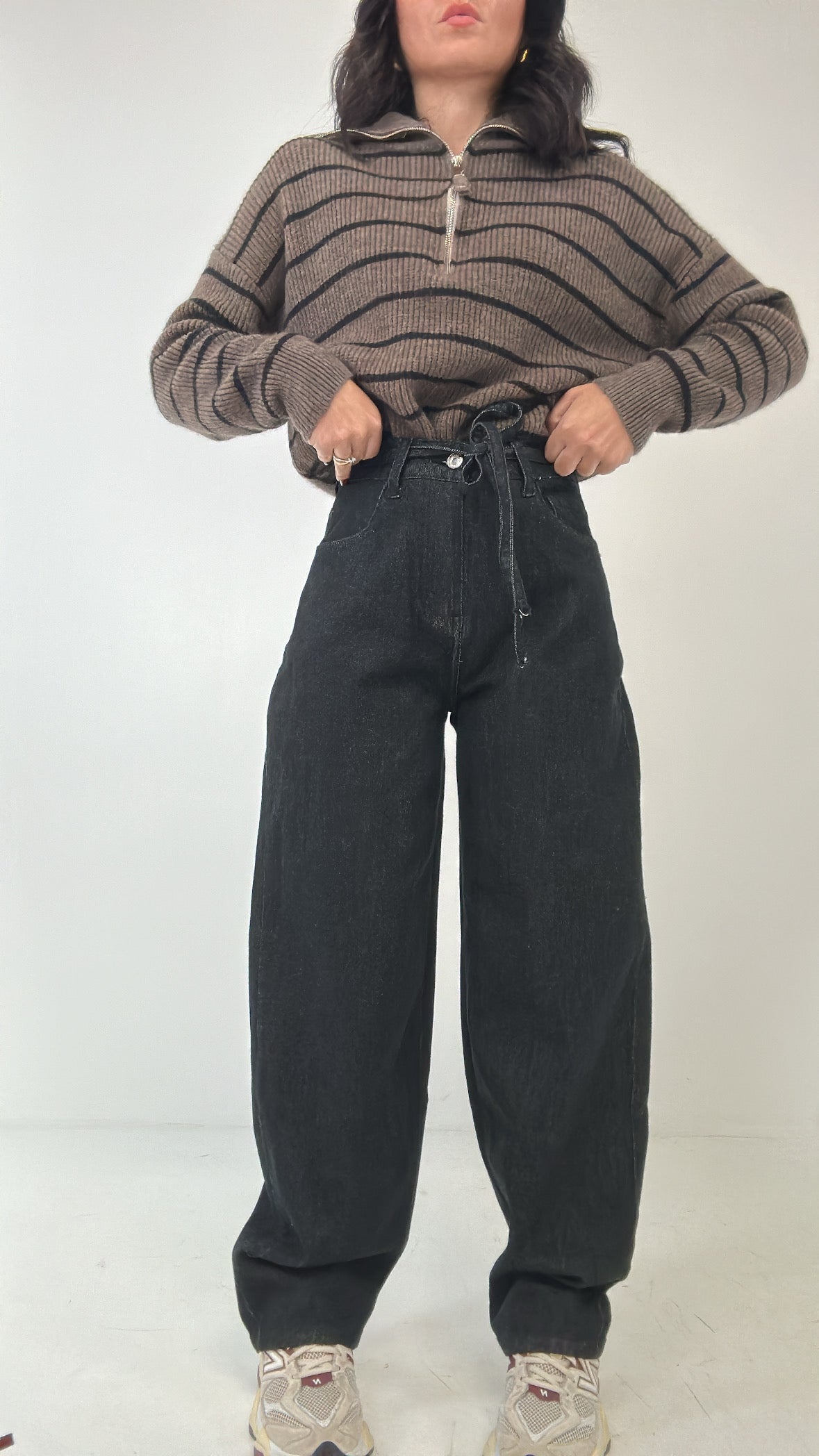 Jeans MOM FIT LACCETTO - NERO