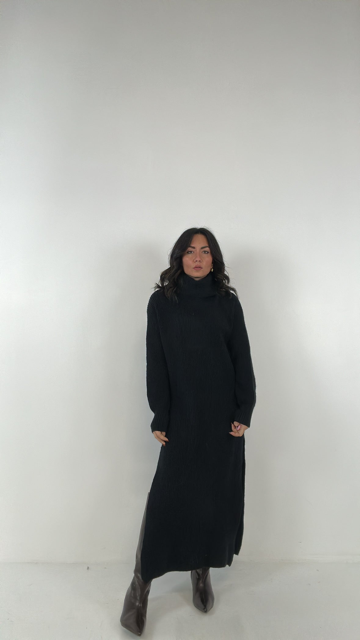 Vestito CON COLLO IN MAGLIA - NERO