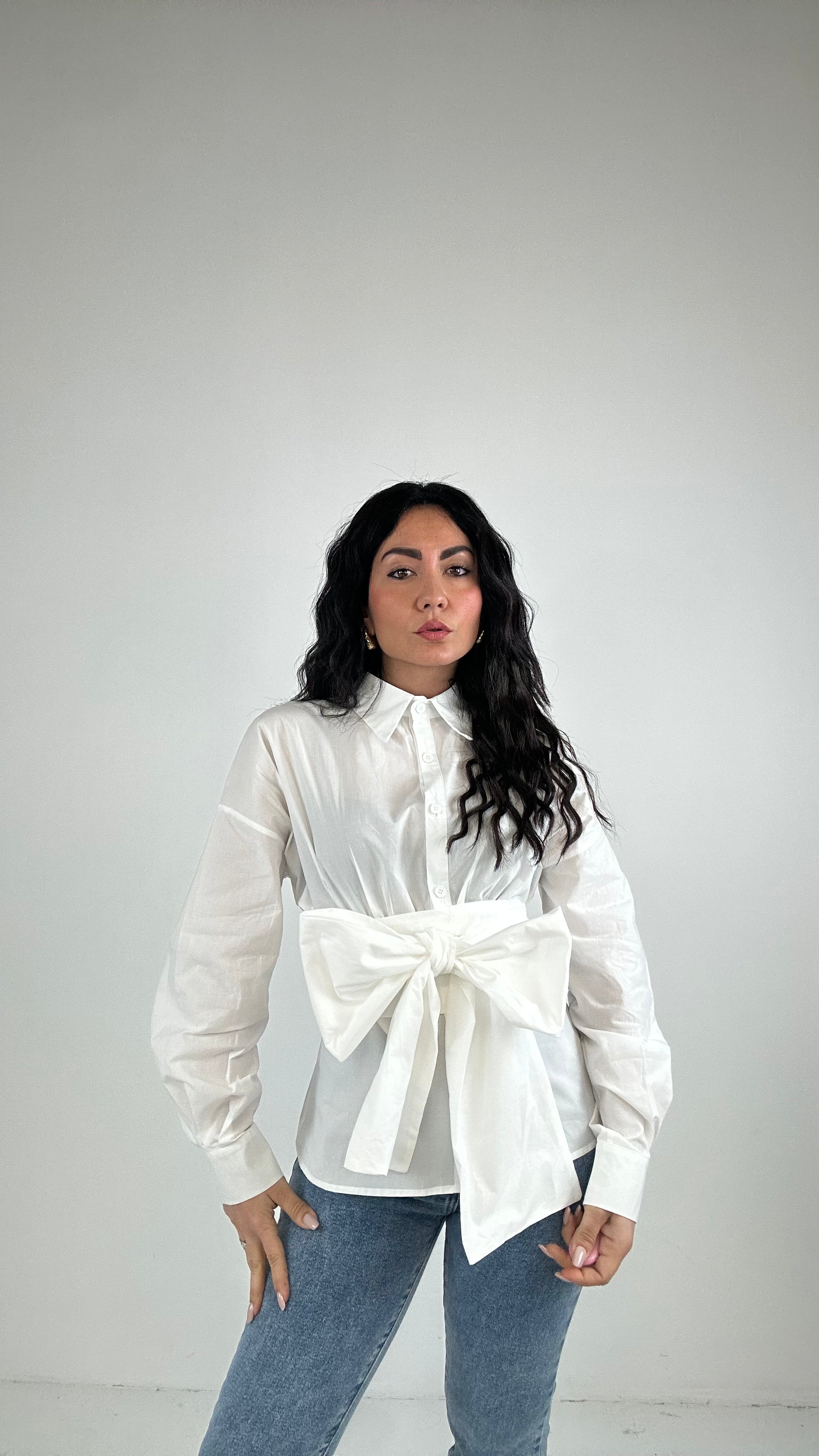 Camicia FIOCCO E APERTURA - BIANCO