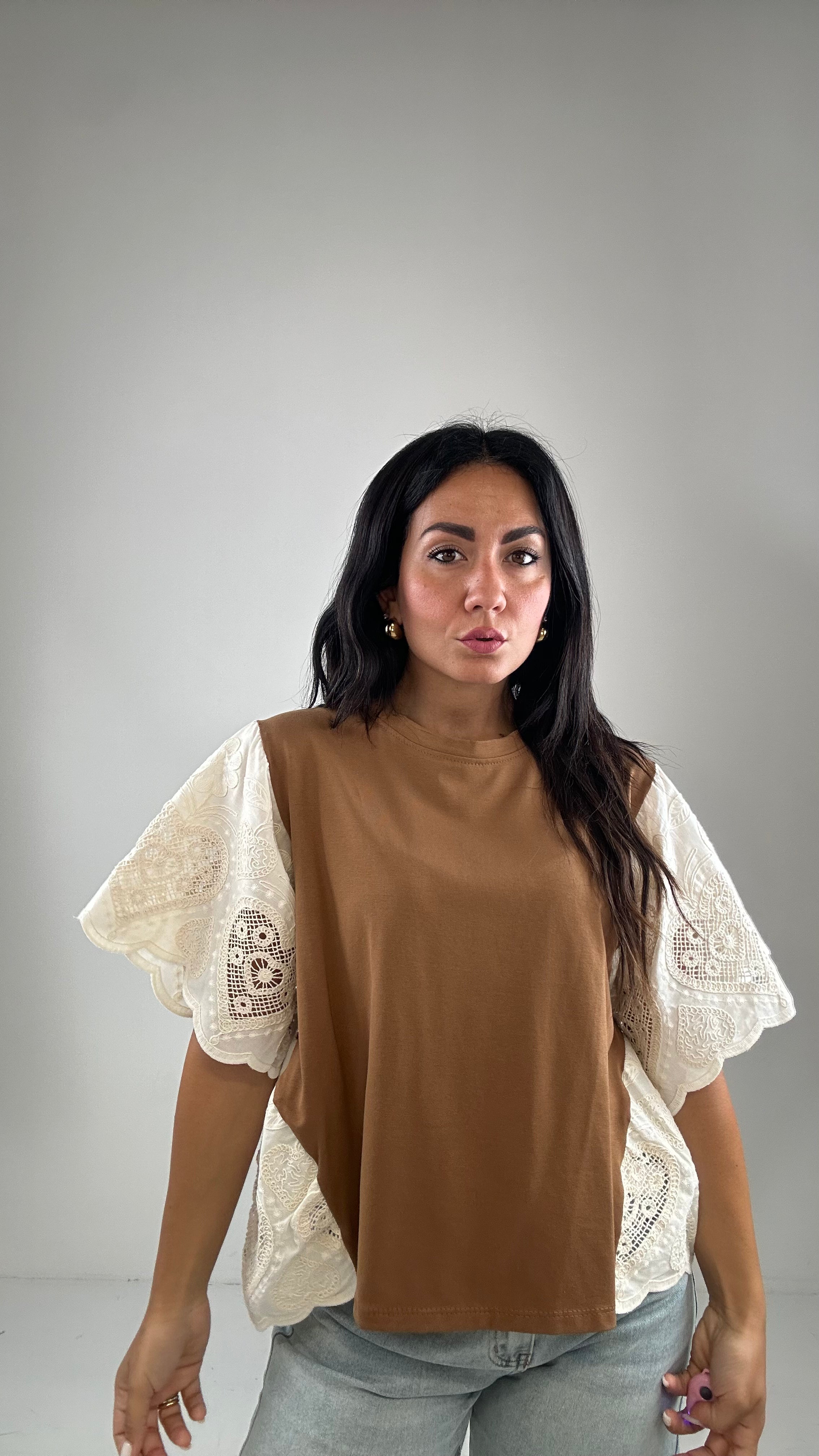 Maglia CON RICAMO - CAMMELLO