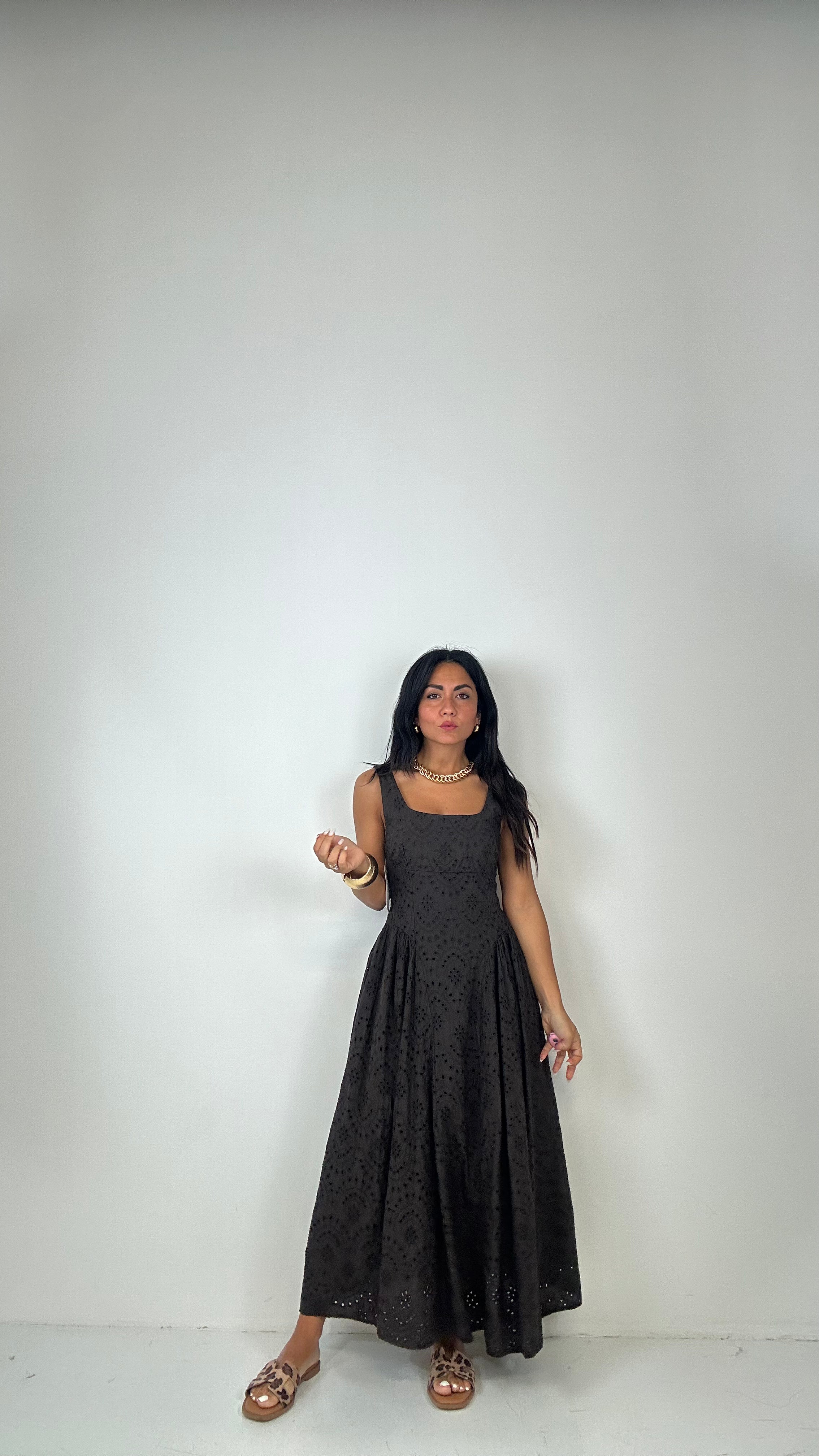 Vestito CON COPPA IN SANGALLO - MARRONE