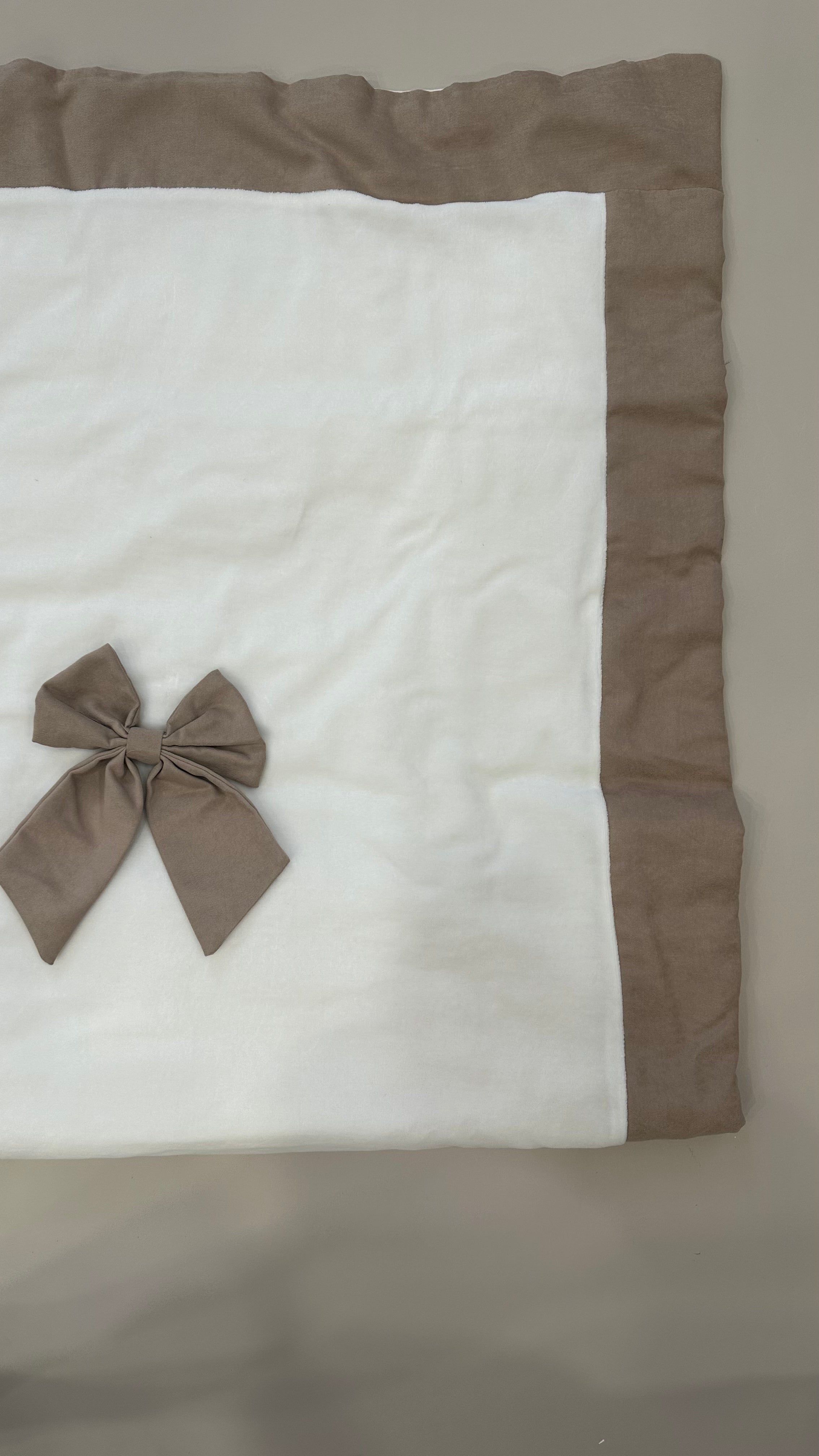 Copertina FIOCCO CINIGLIA - BEIGE