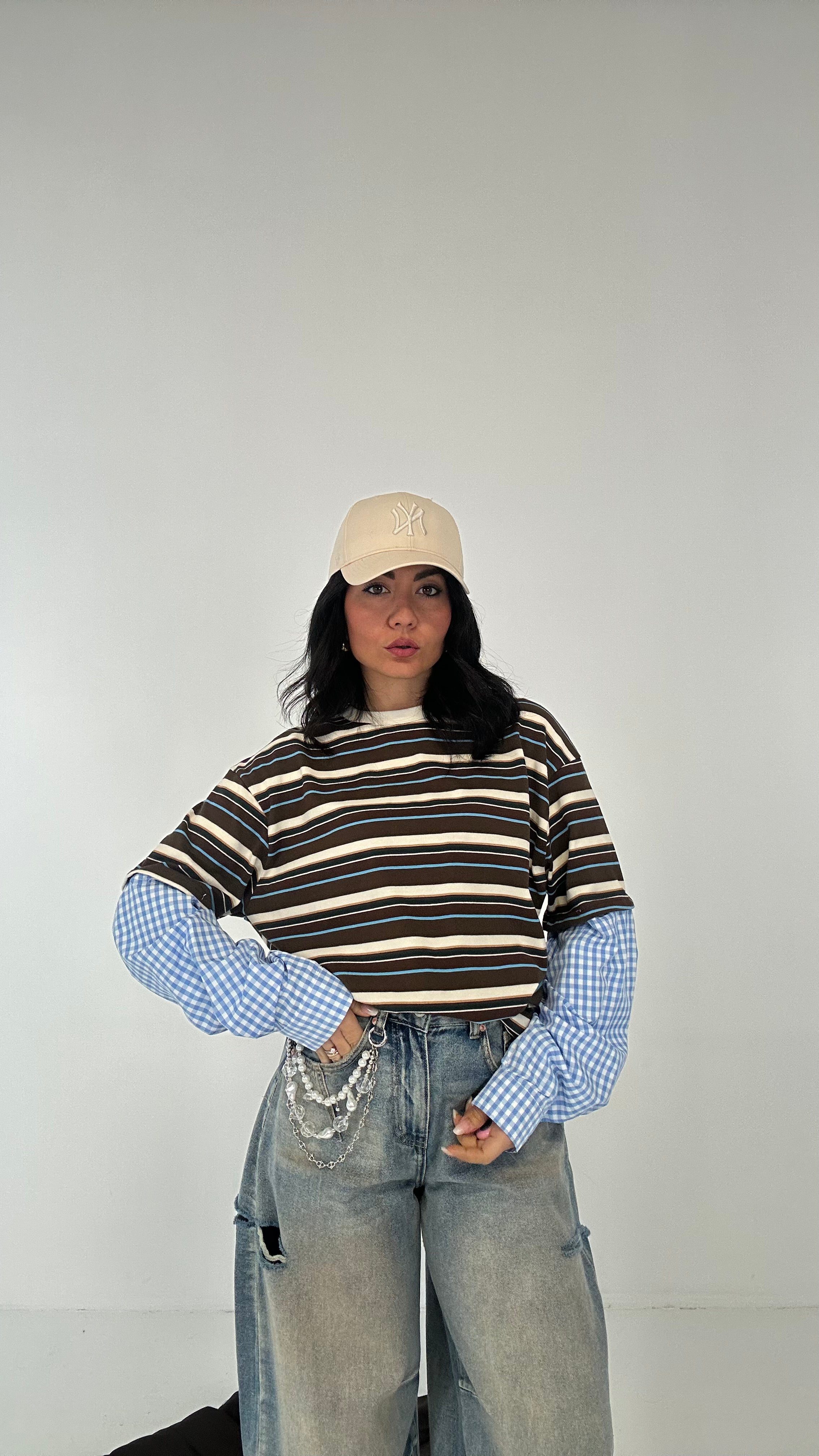 Maglia RIGHE CON MANICA CAMICIA - MARRONE