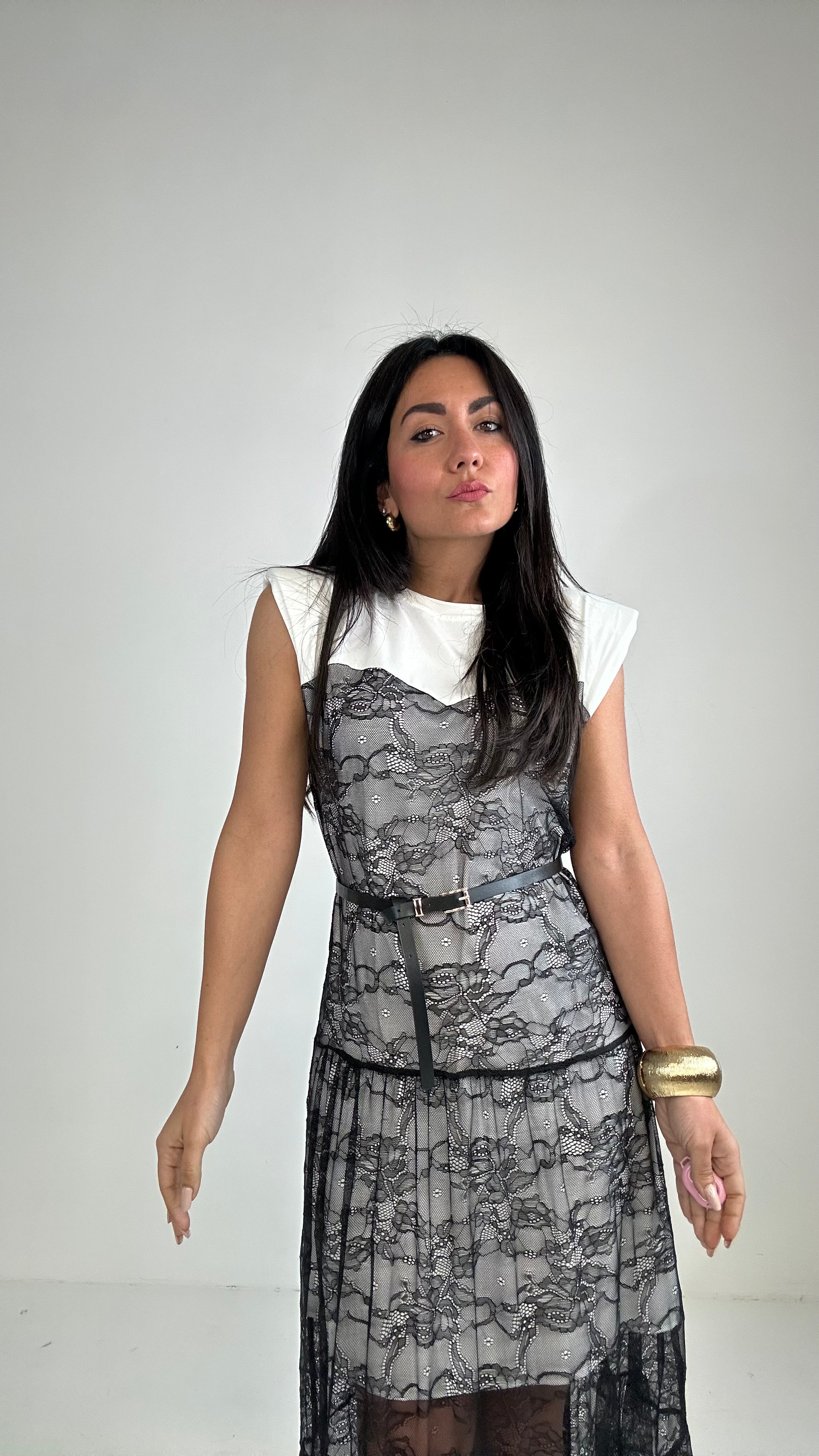 Vestito CON PIZZO E CINTURA - BIANCO
