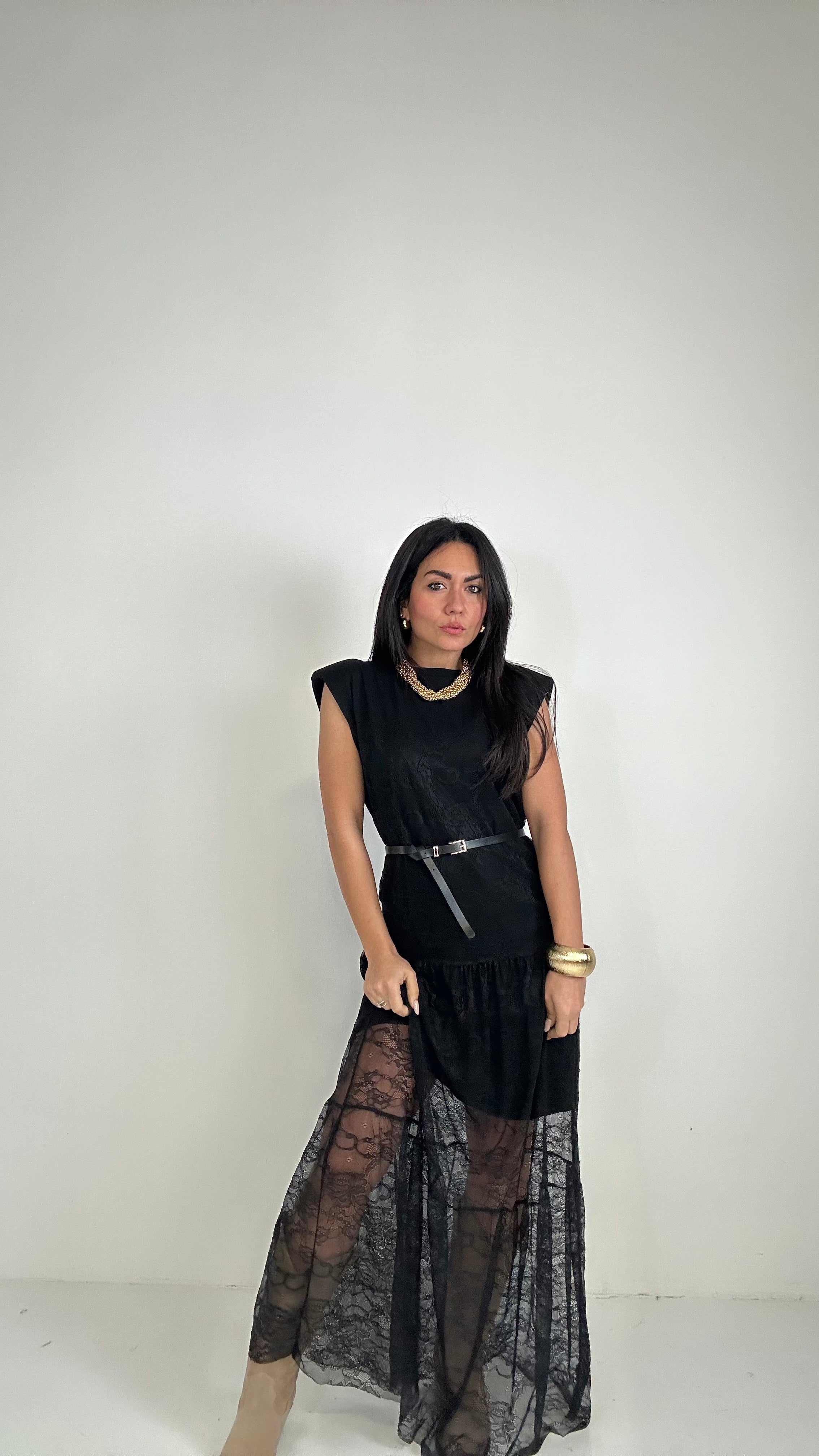 Vestito CON PIZZO E CINTURA - NERO