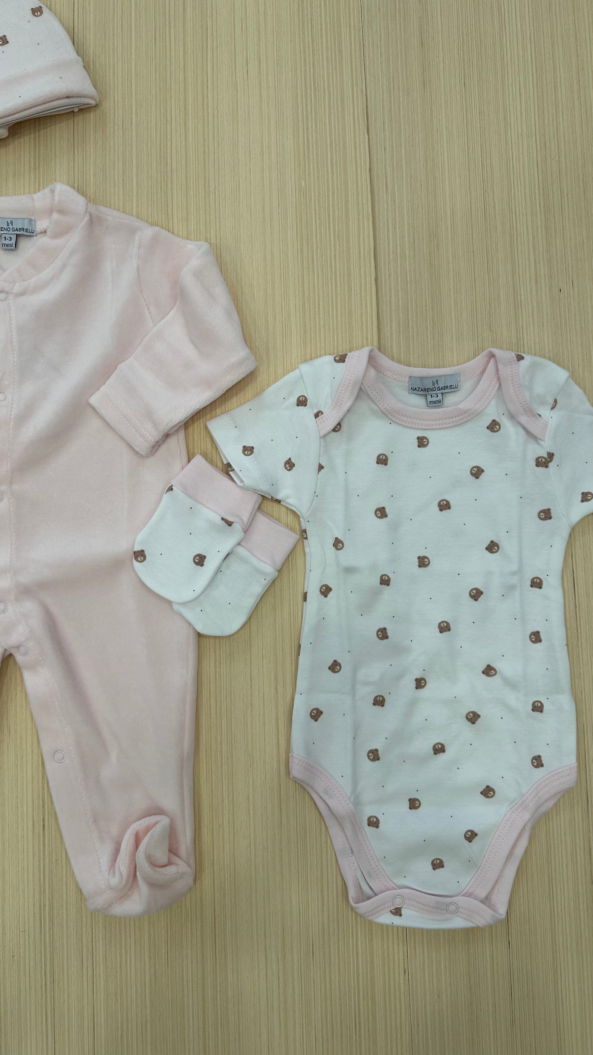 Set NASCITA TUTINA+BODY+CAPPELLO+MUFFOLETTE - ROSA