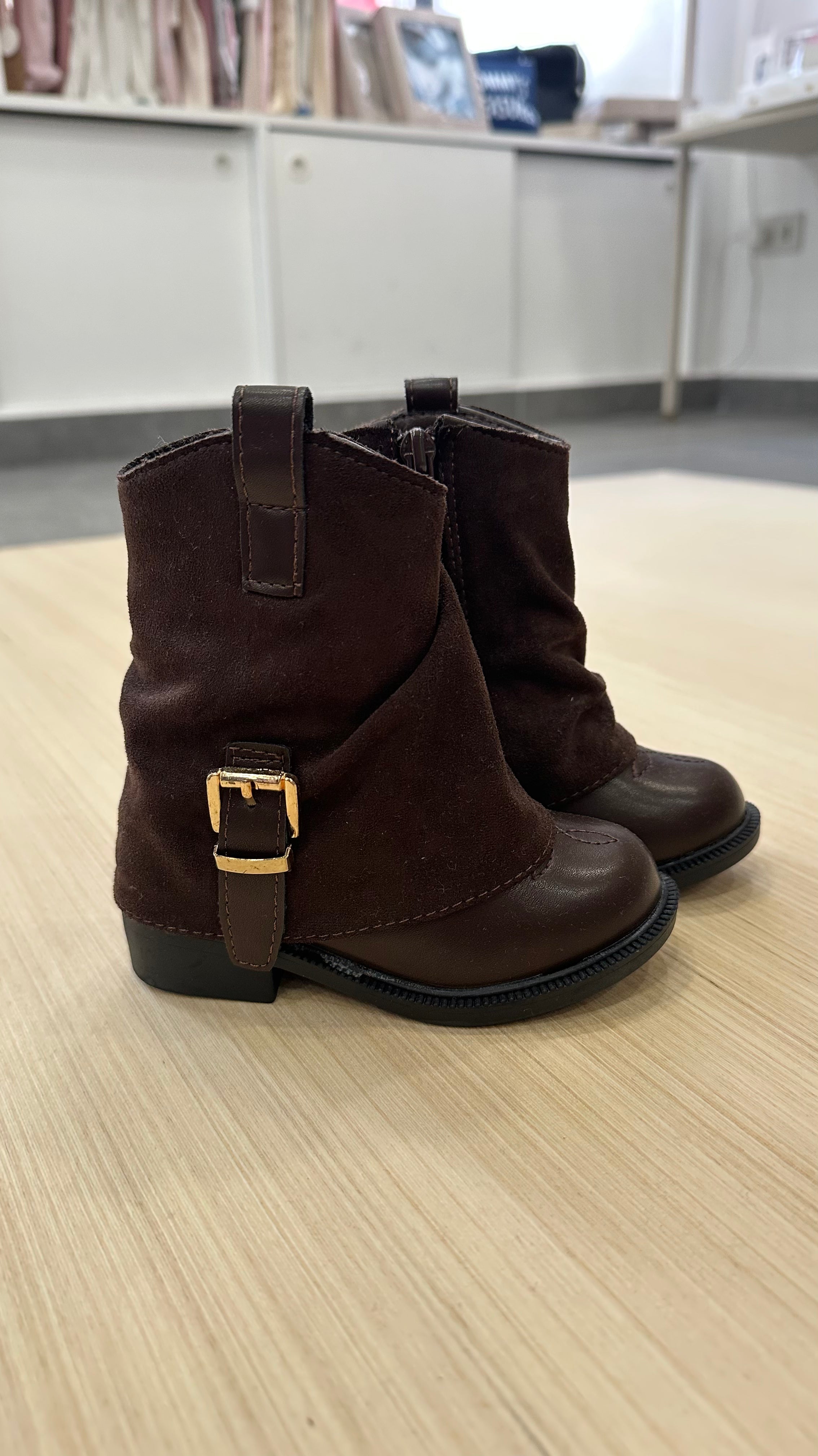 Stivaletto FIBBIA 21-24 - MARRONE