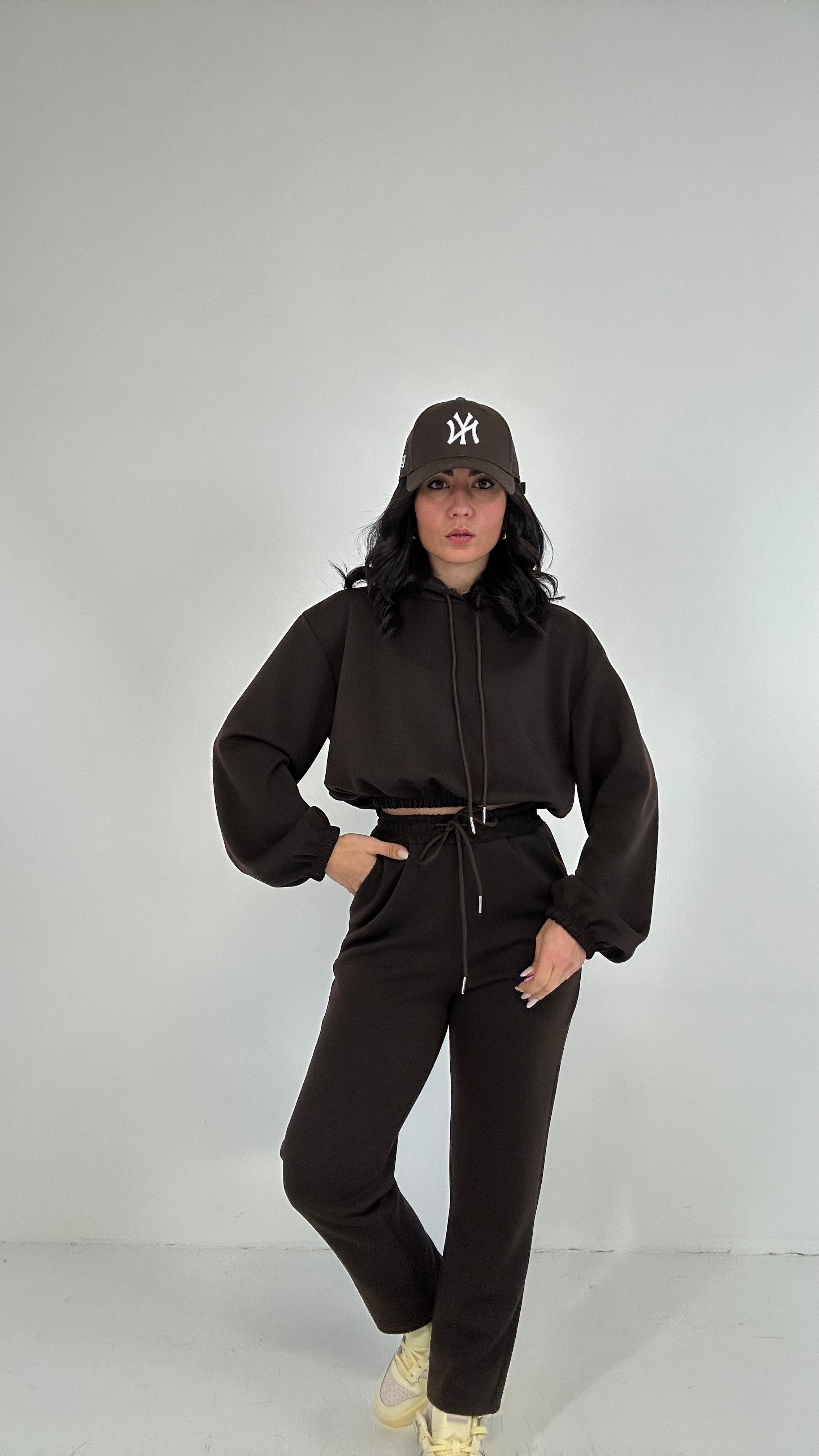Completo TUTA CON CAPPUCCIO - MARRONE