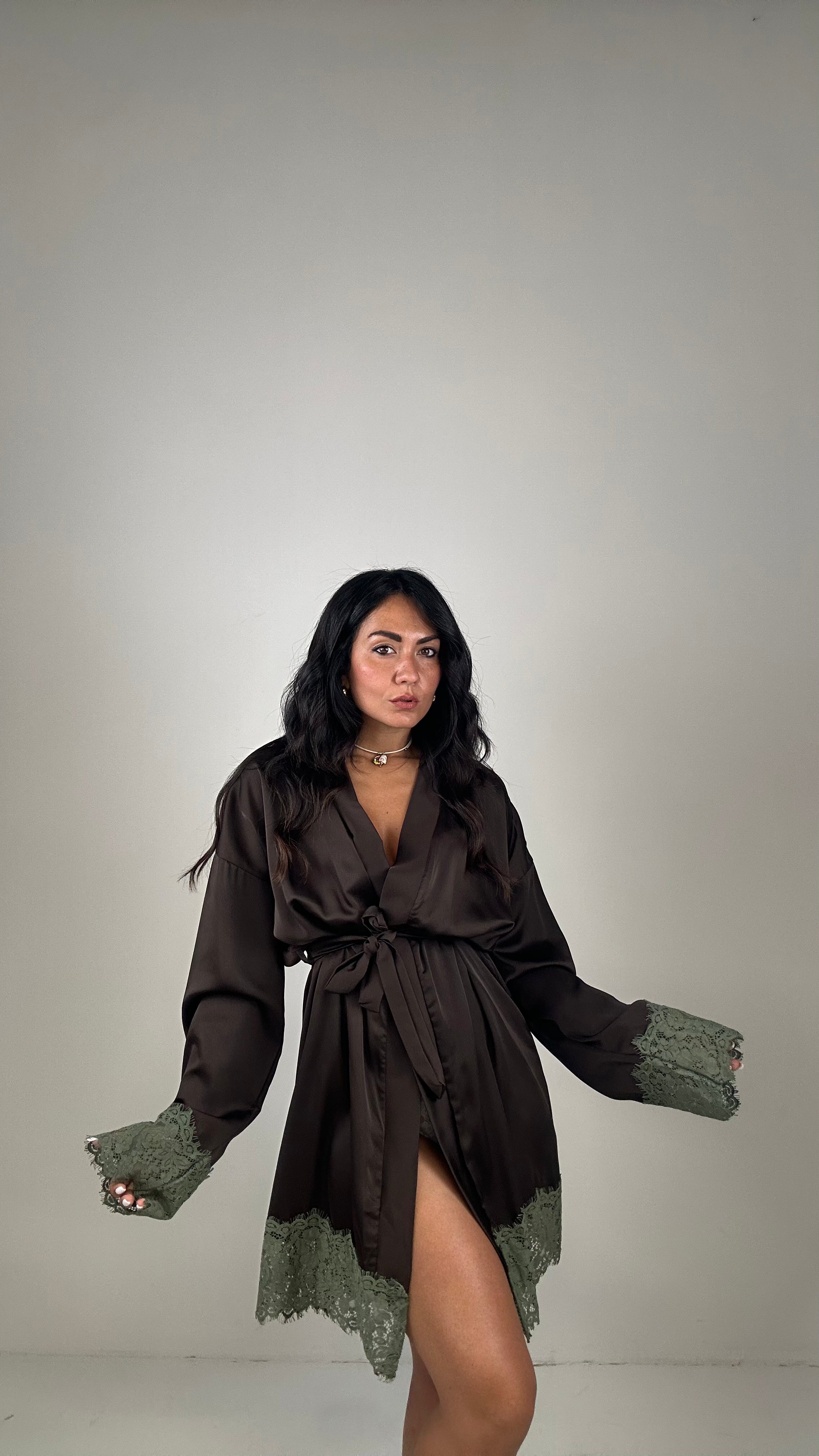 Kimono SATIN CON PIZZO - MARRONE