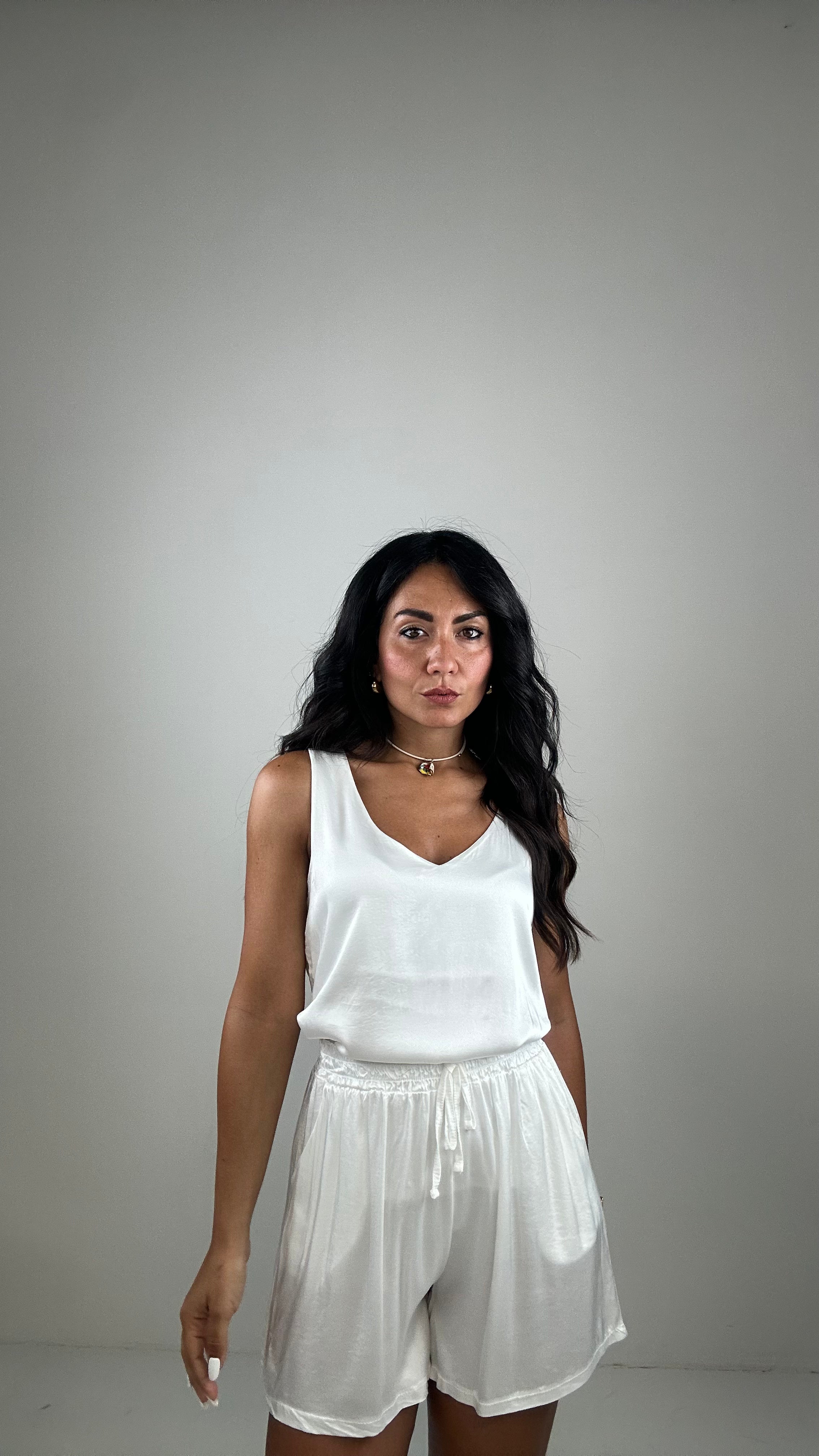 Completo SATIN CON SHORTS - BIANCO
