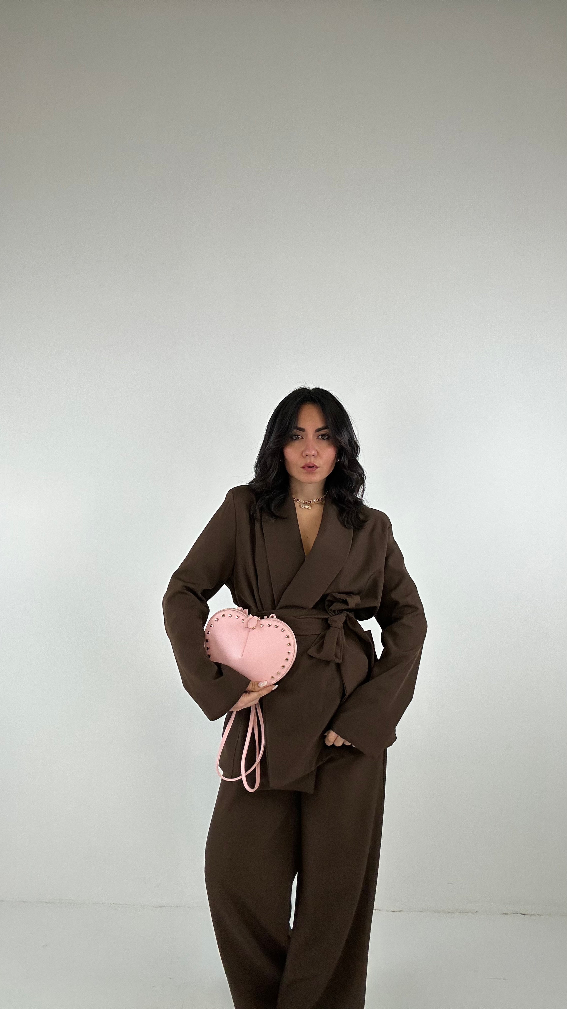 Tailleur CINTURA E SPALLINA - MARRONE