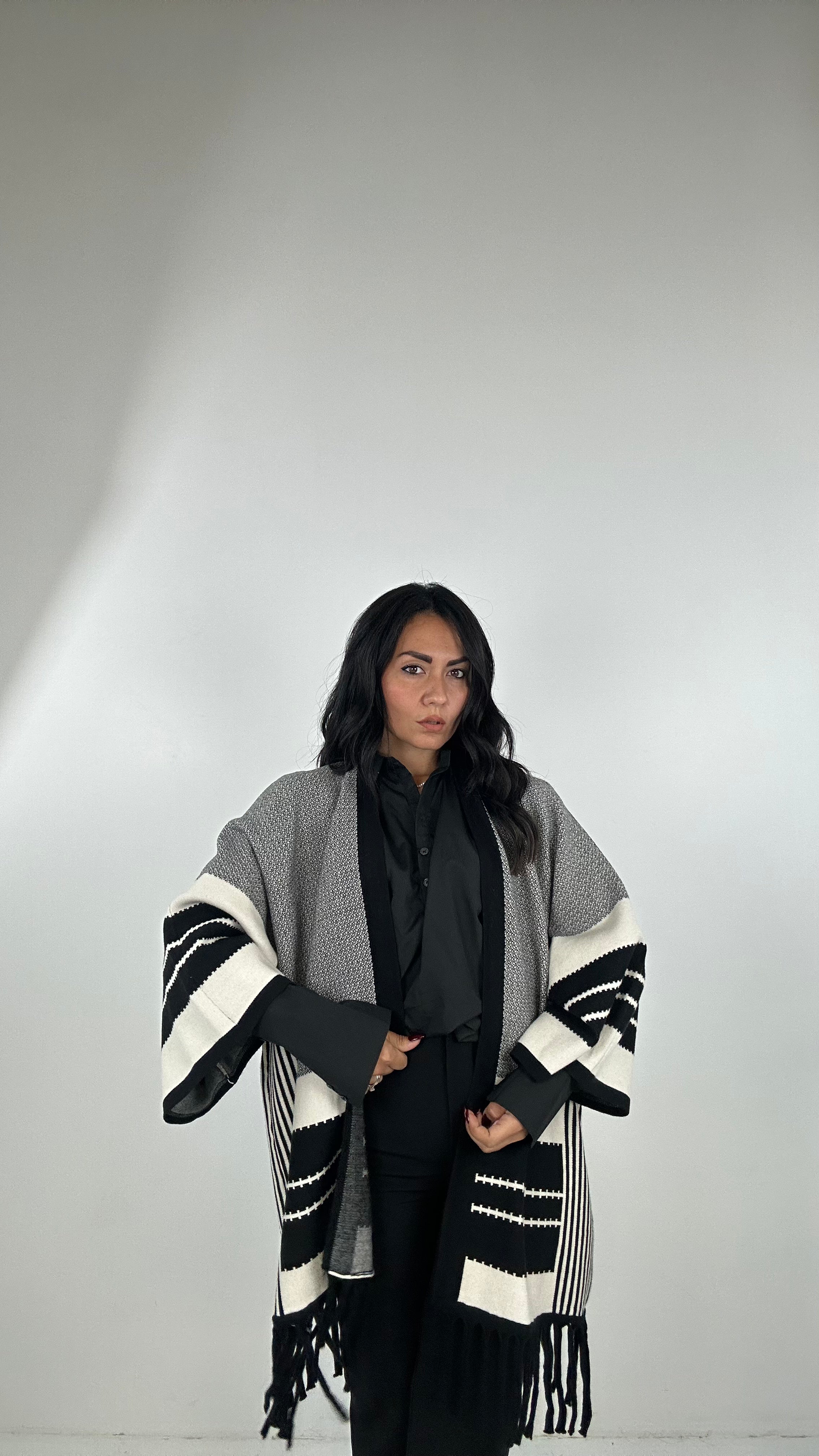 Kimono MANTELLA - NERO