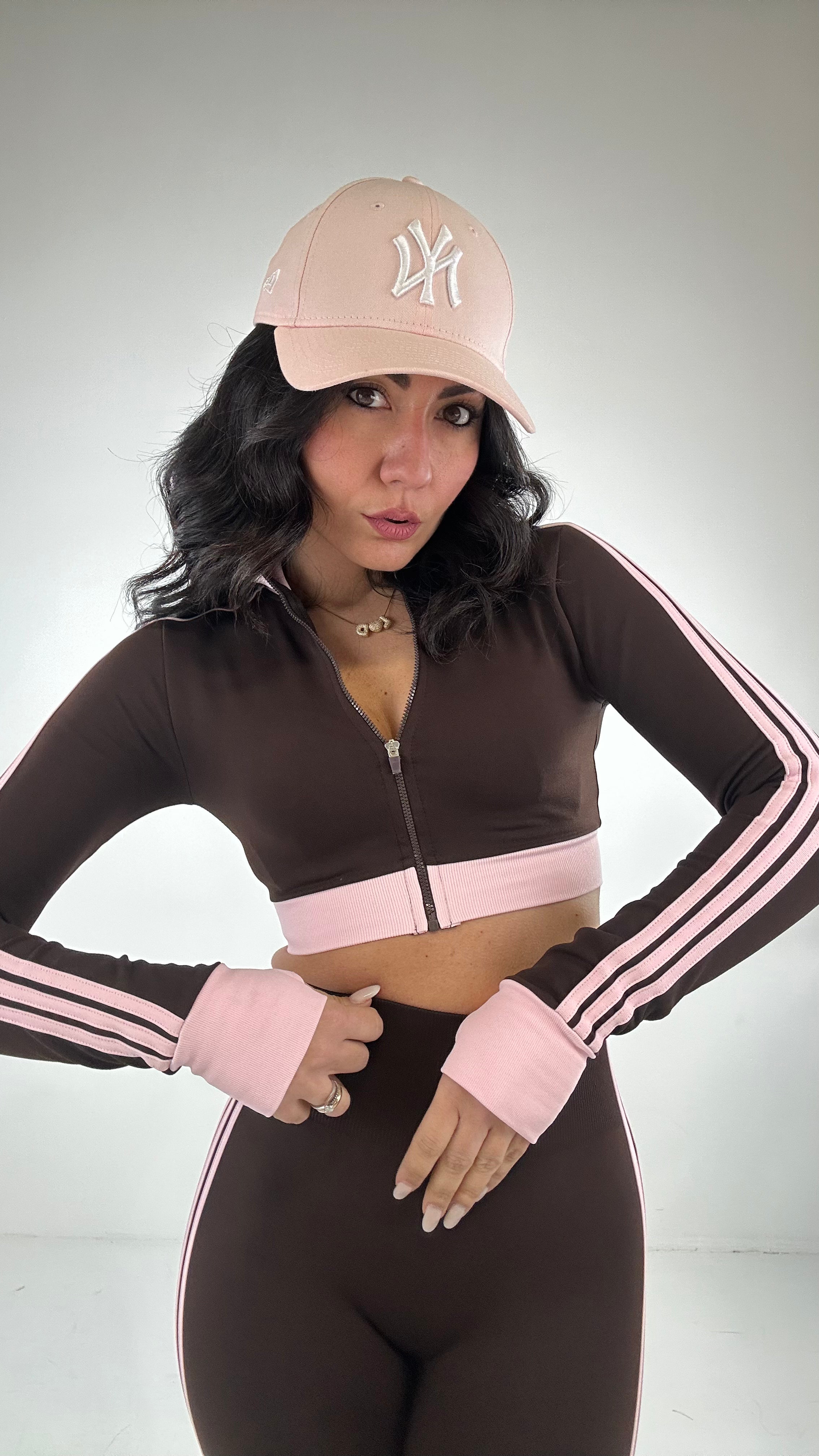 Completo ADI - MARRONE