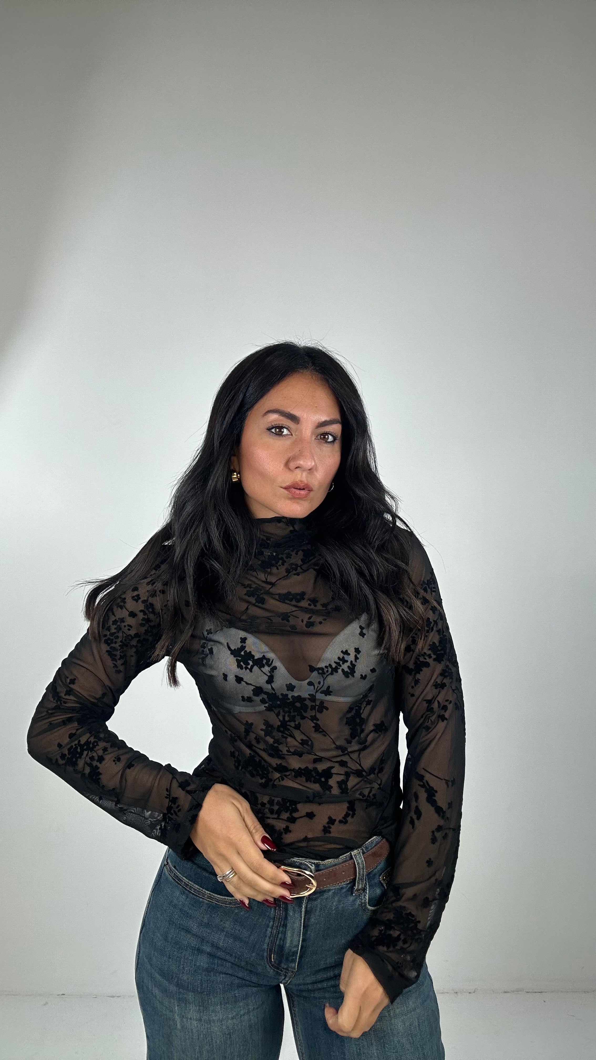 Maglia VELATA FIORI - NERO