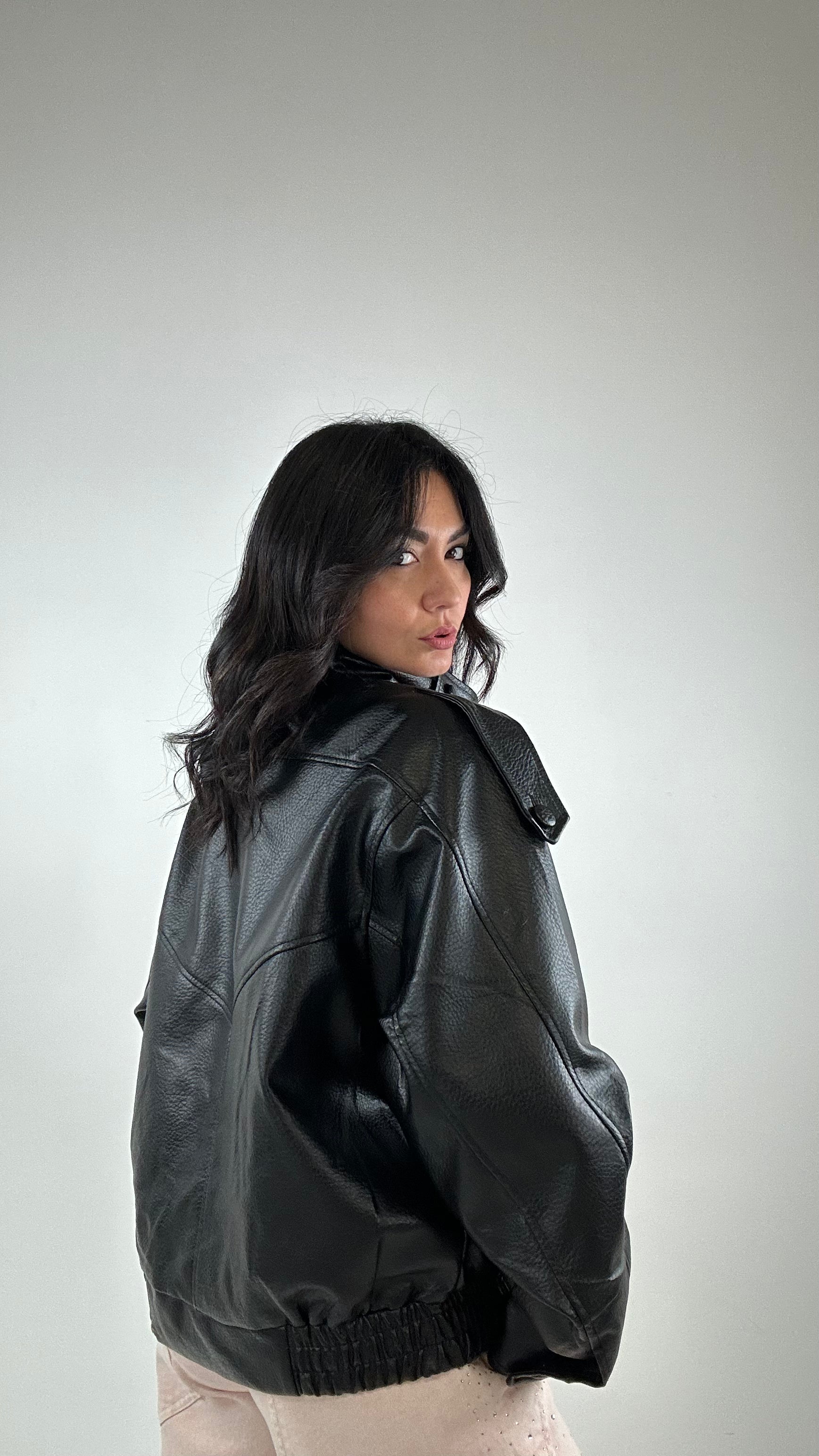 Giubbino ECOPELLE CON BOTTONI AL COLLO - NERO