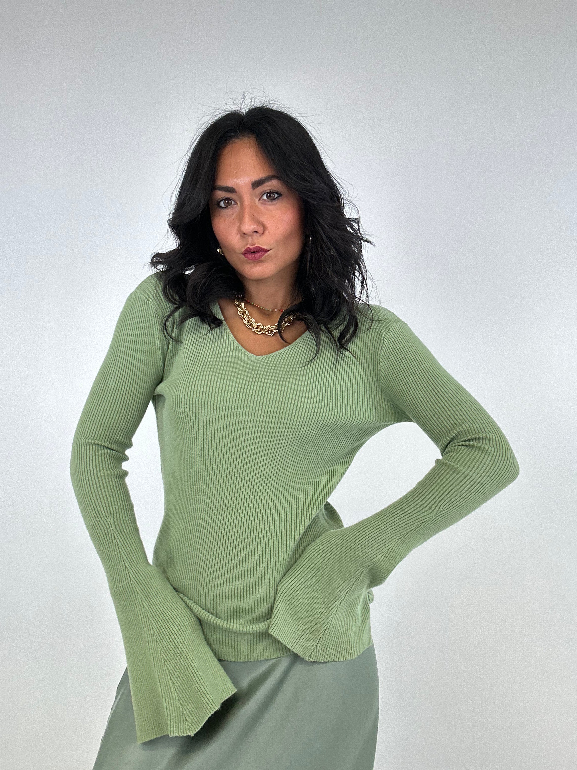 Pull V MANICA LARGA - VERDE MILITARE