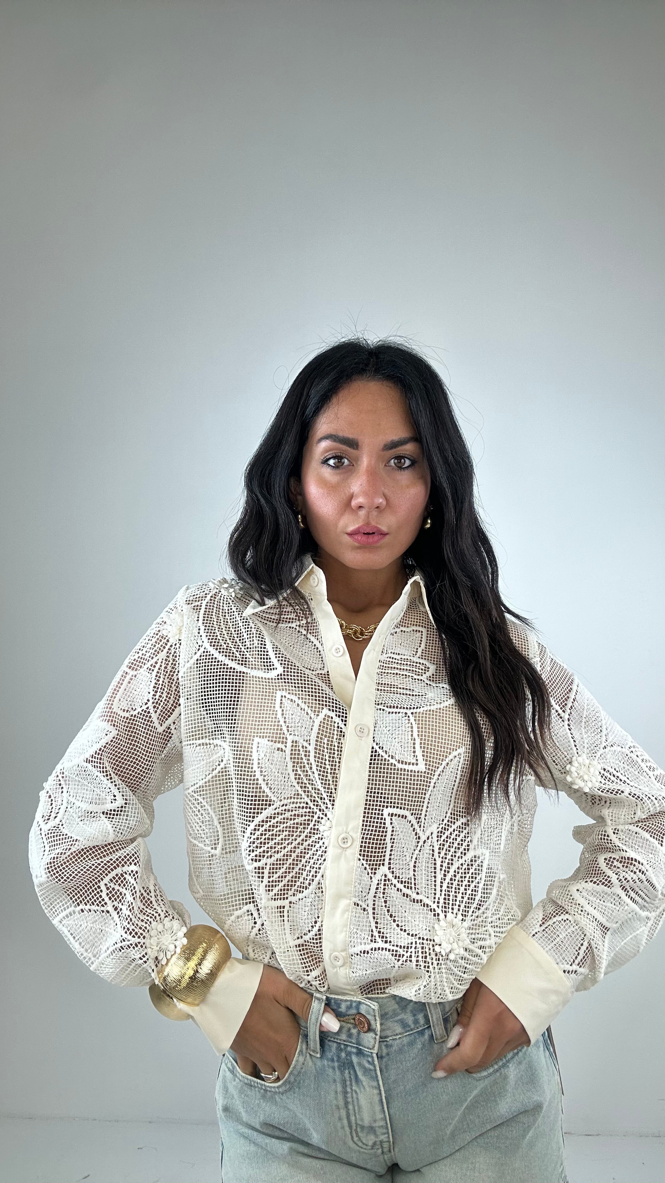 Camicia TRAFORO CON FIORE - PANNA