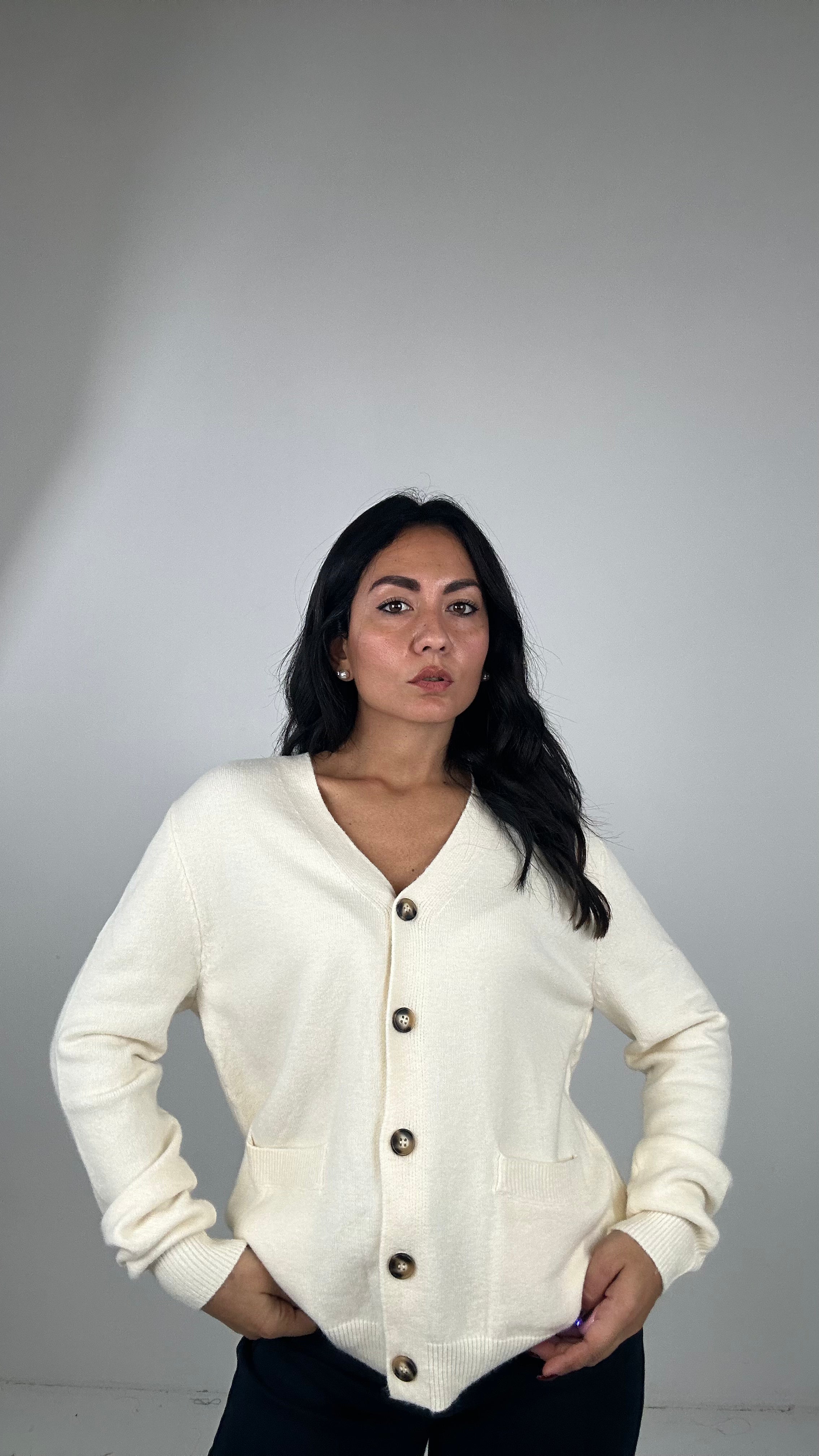 Cardigan CON TASCHE BASIC - PANNA