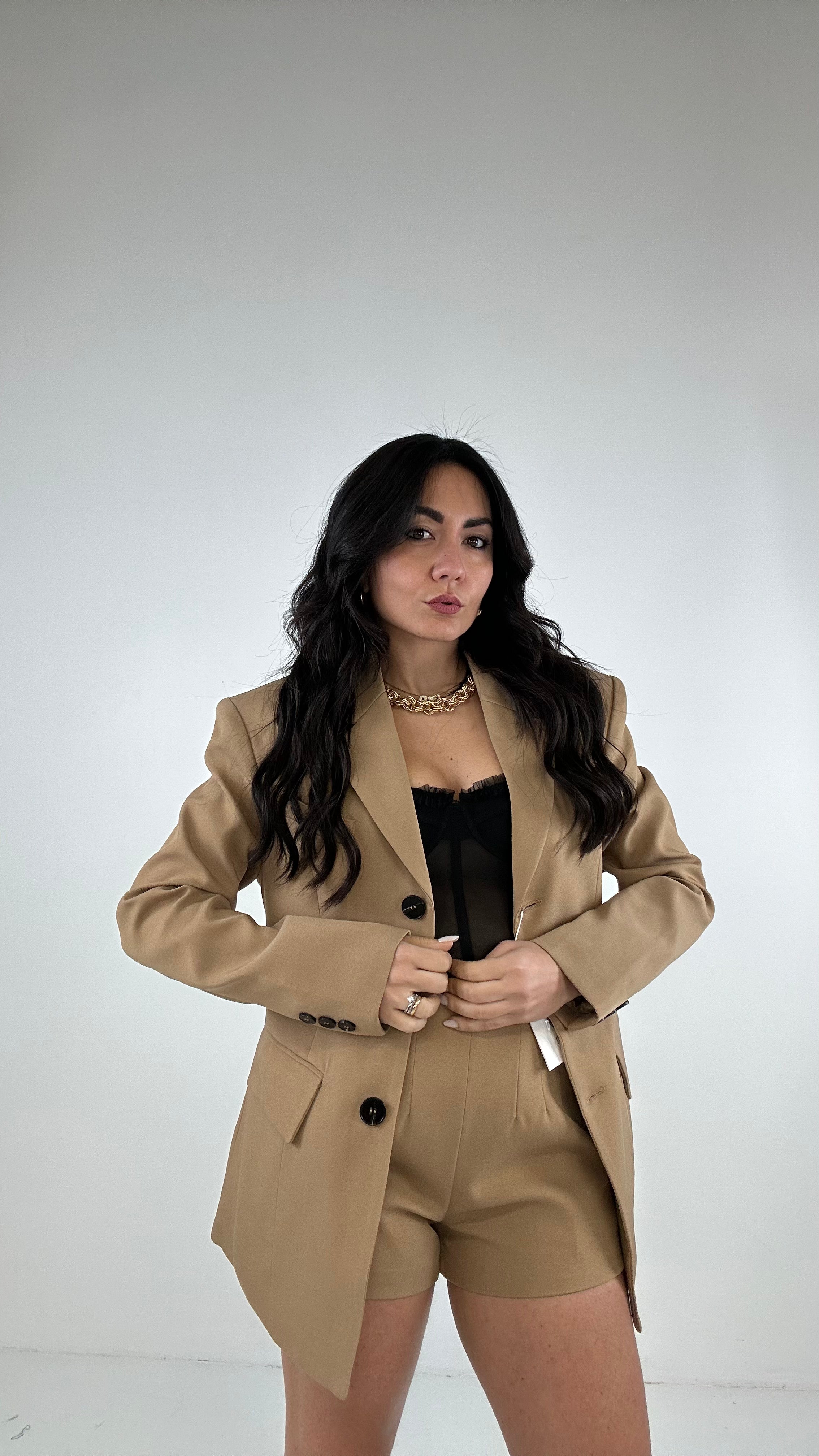 Tailleur CON PANTALONCINO - CAMMELLO