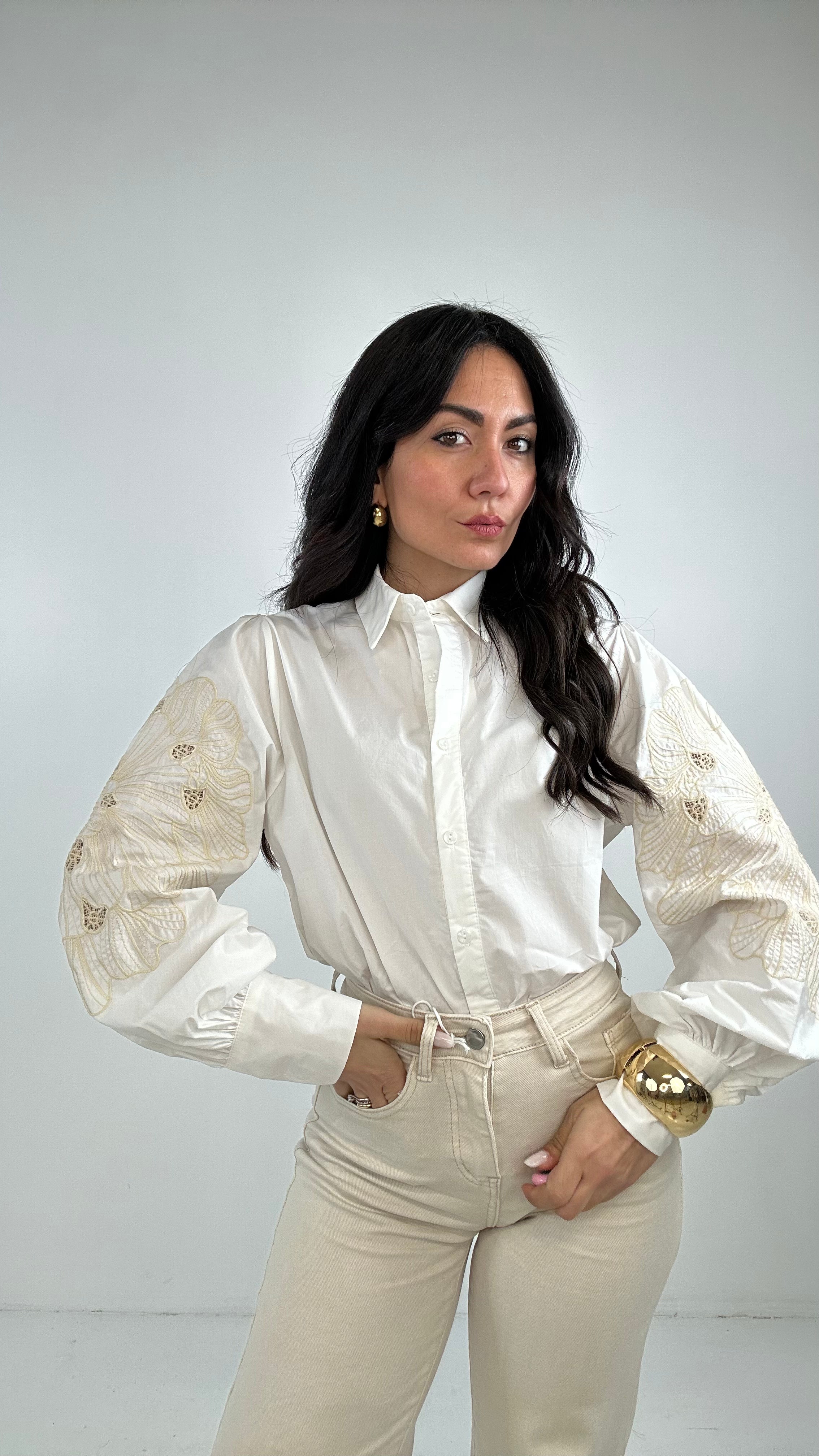 Camicia MANICA FIORE RICAMO - BIANCO