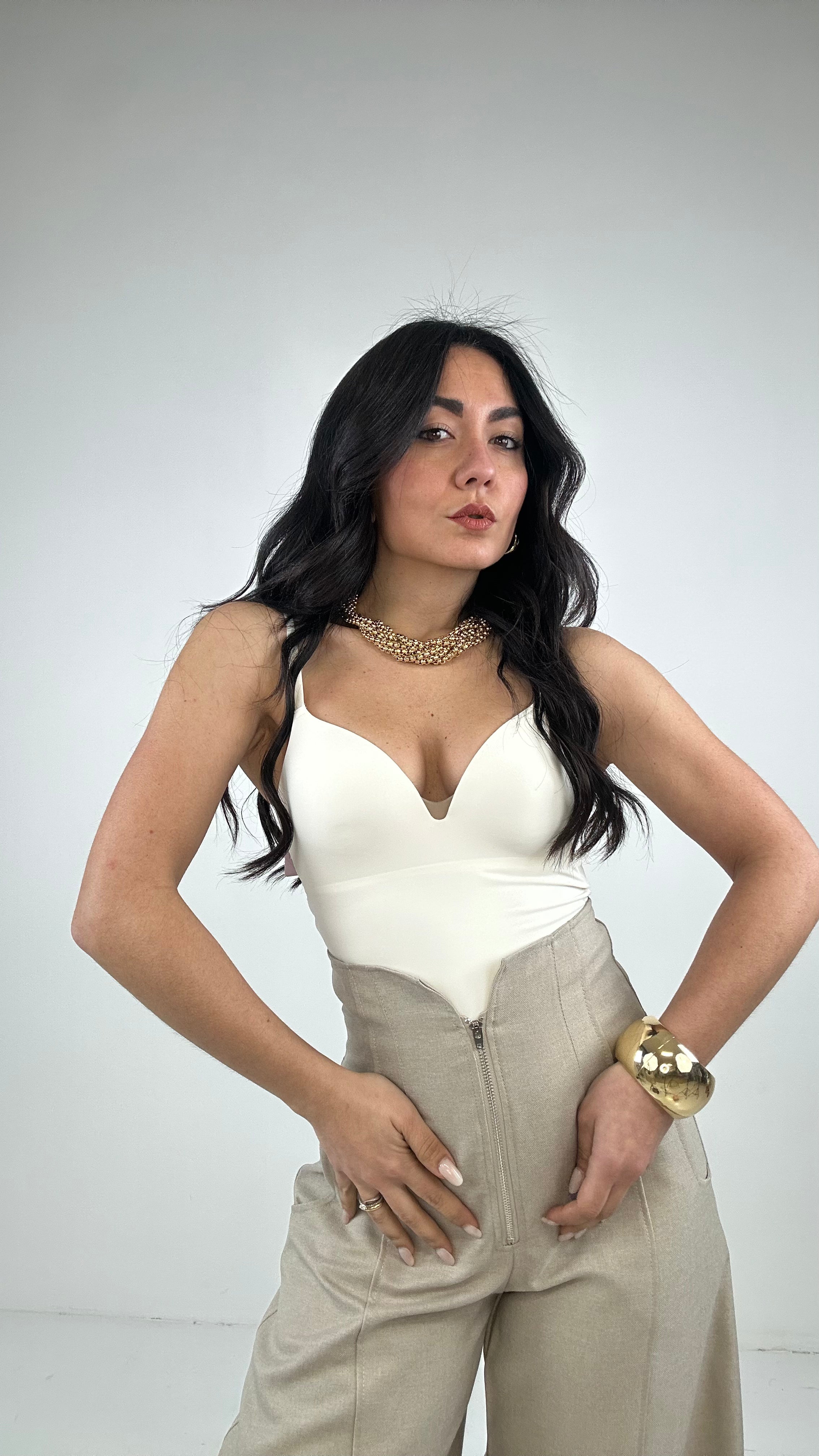 Body MODEL - CREMA