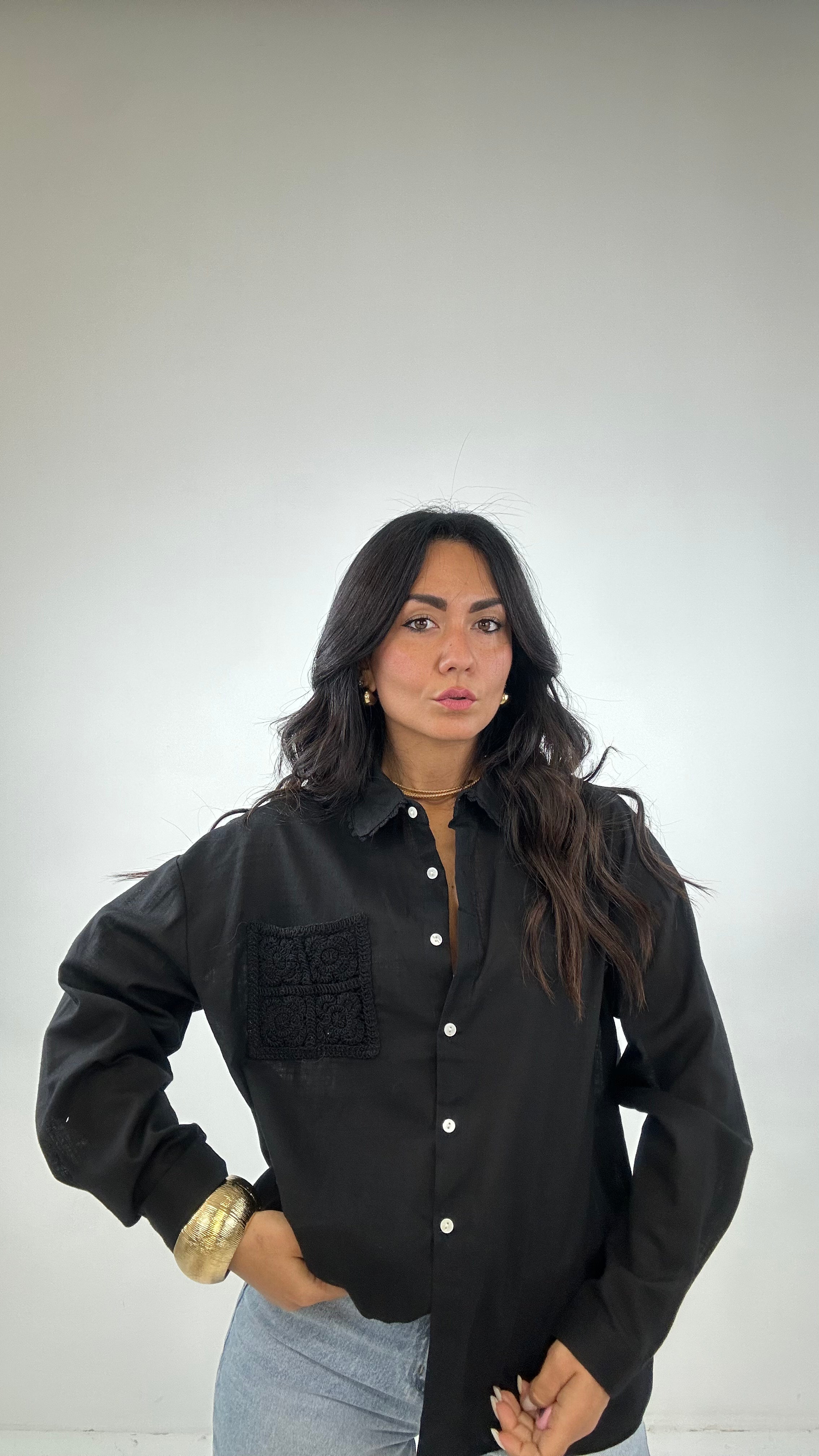 Camicia CON TASCHINO RICAMO - NERO