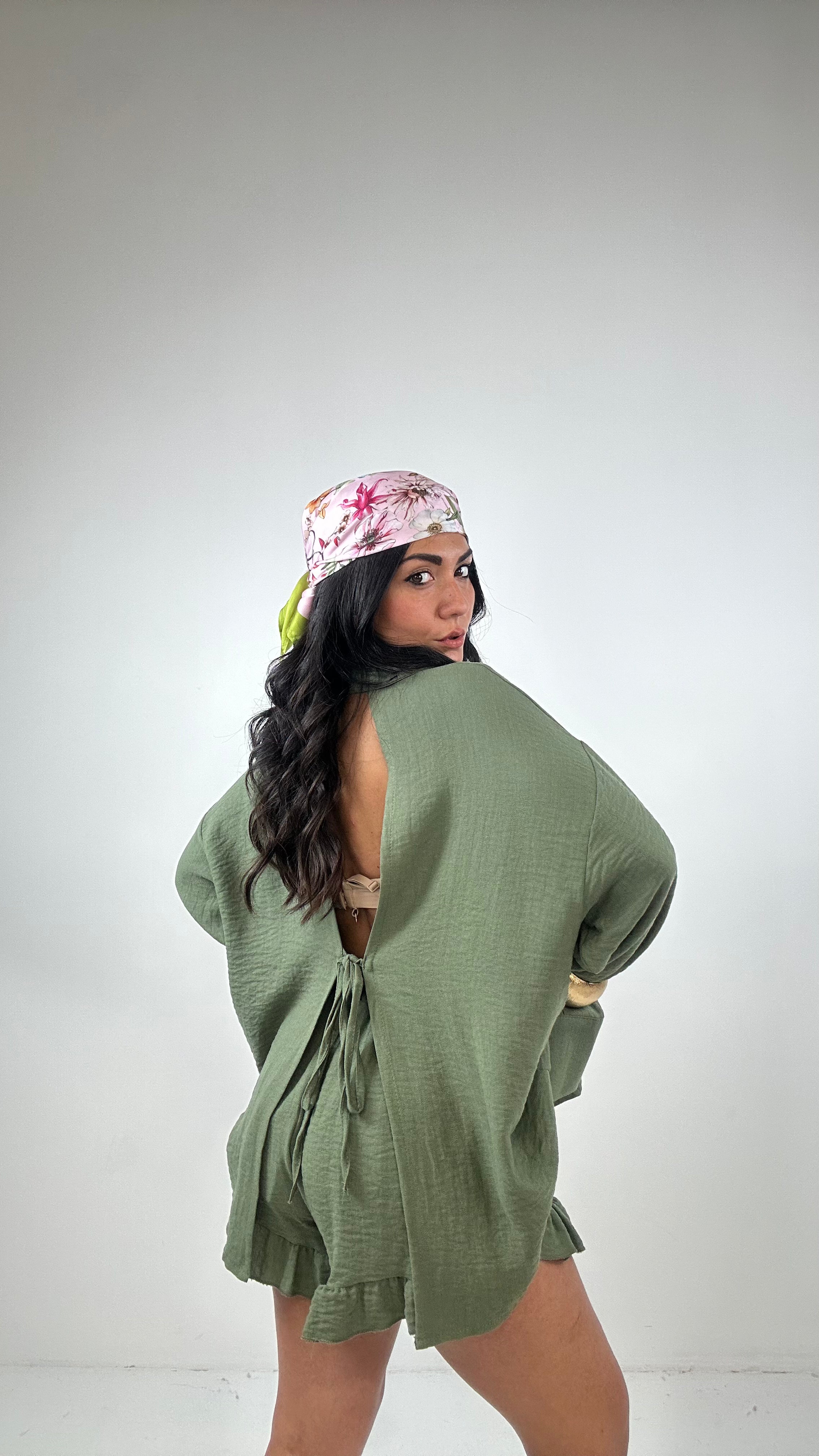 Completo CON SHORTS VOLANT - VERDE MILITARE